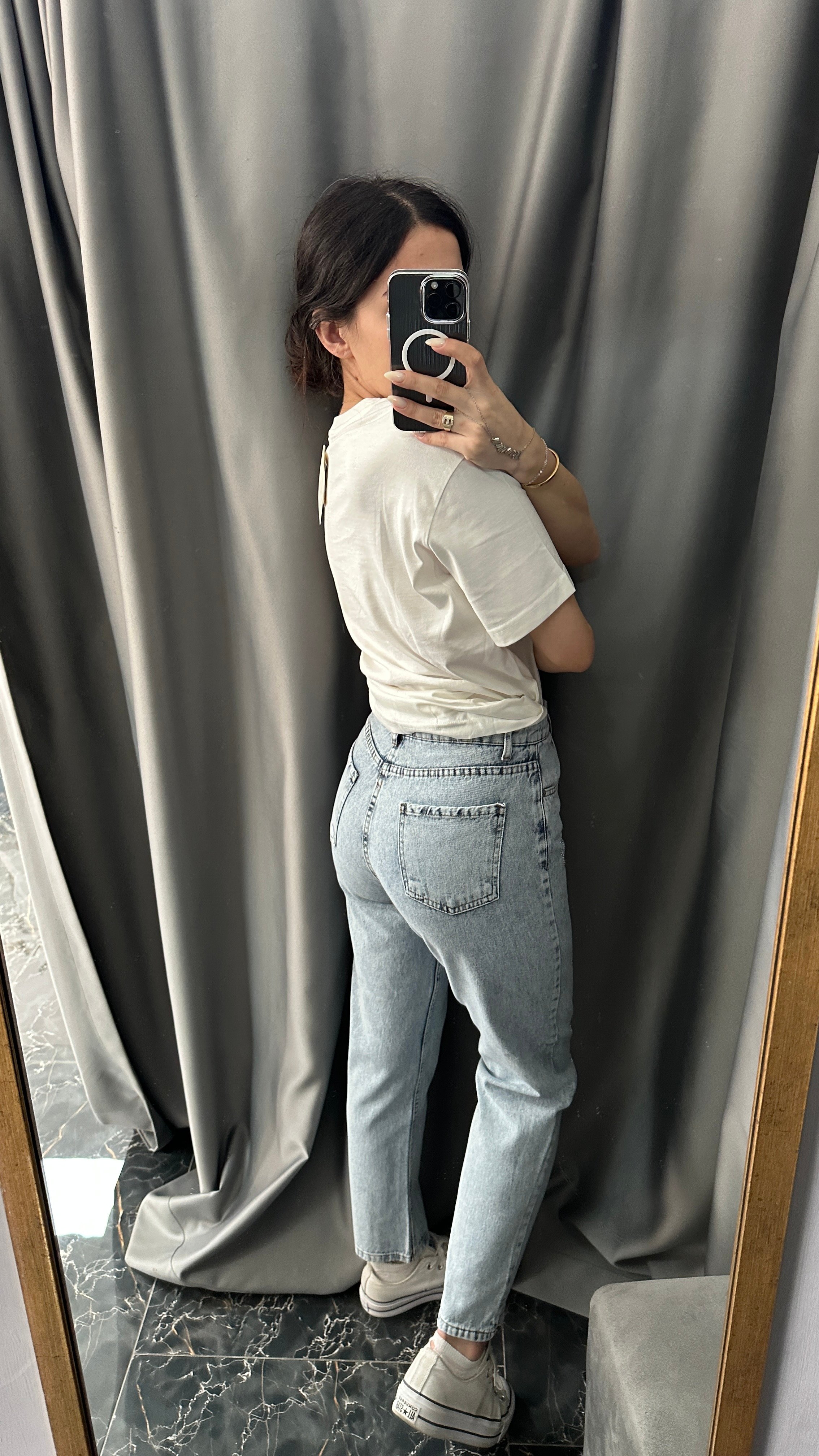 kurdele taşlı jean