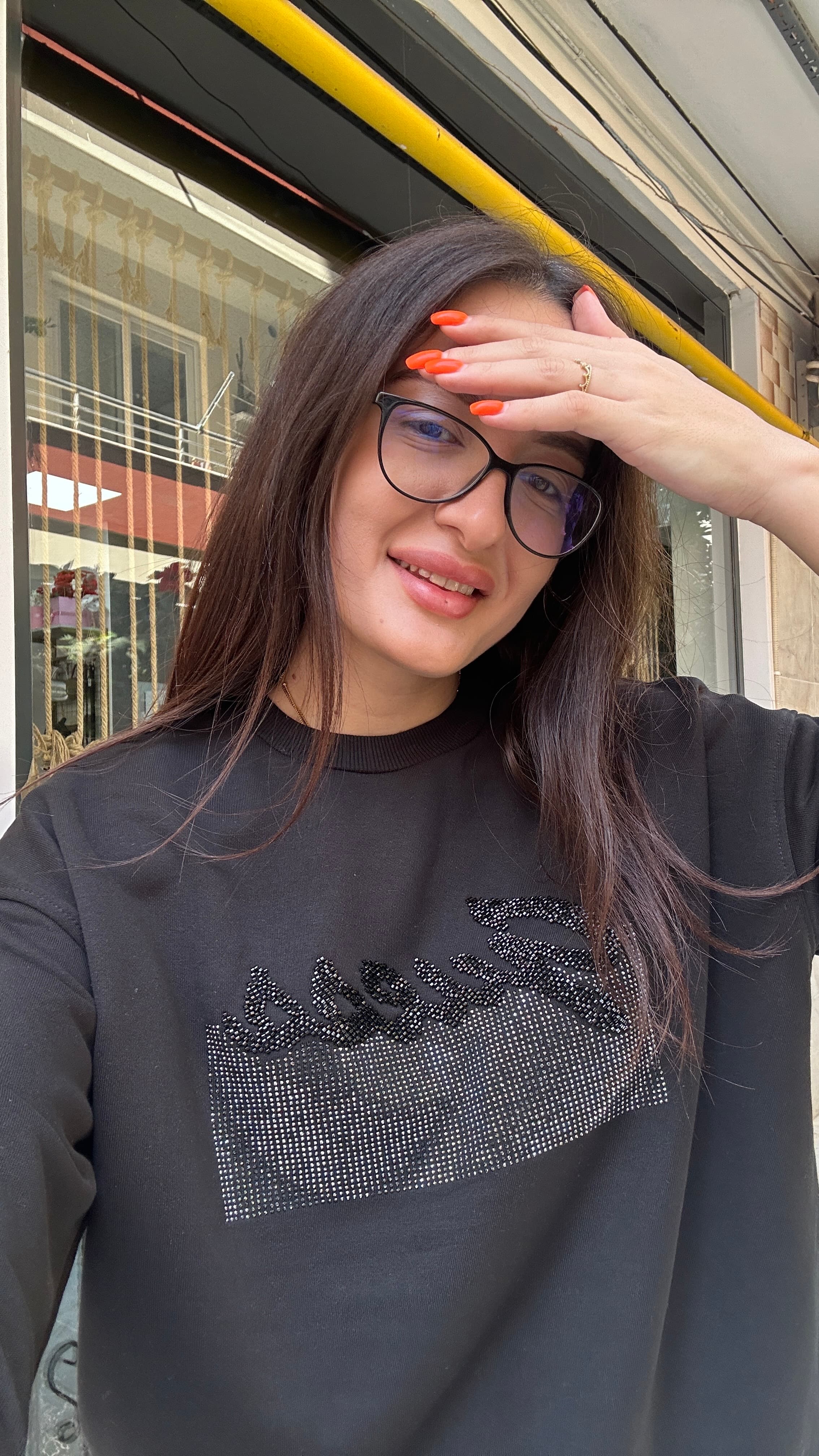 taşlı siyah sweat 