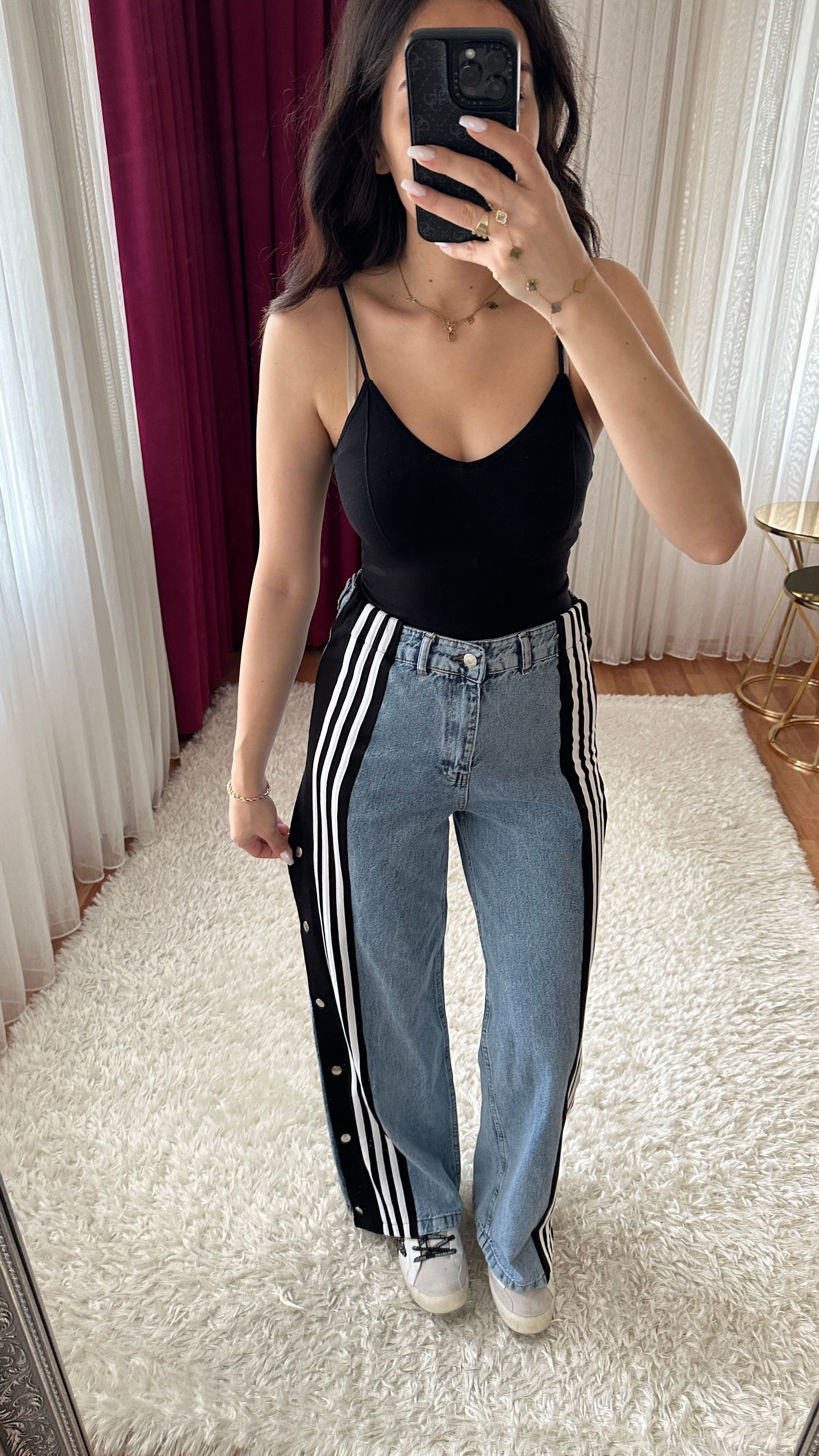 şerit detaylı jean 
