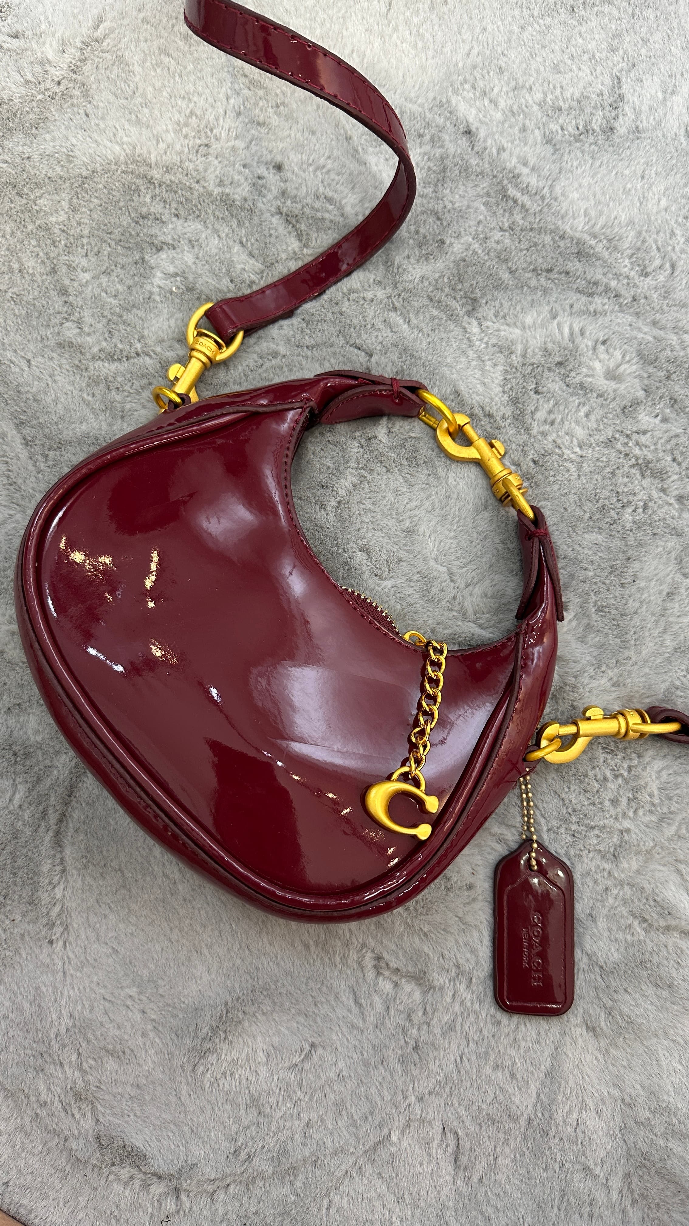 bordo rugan çanta 