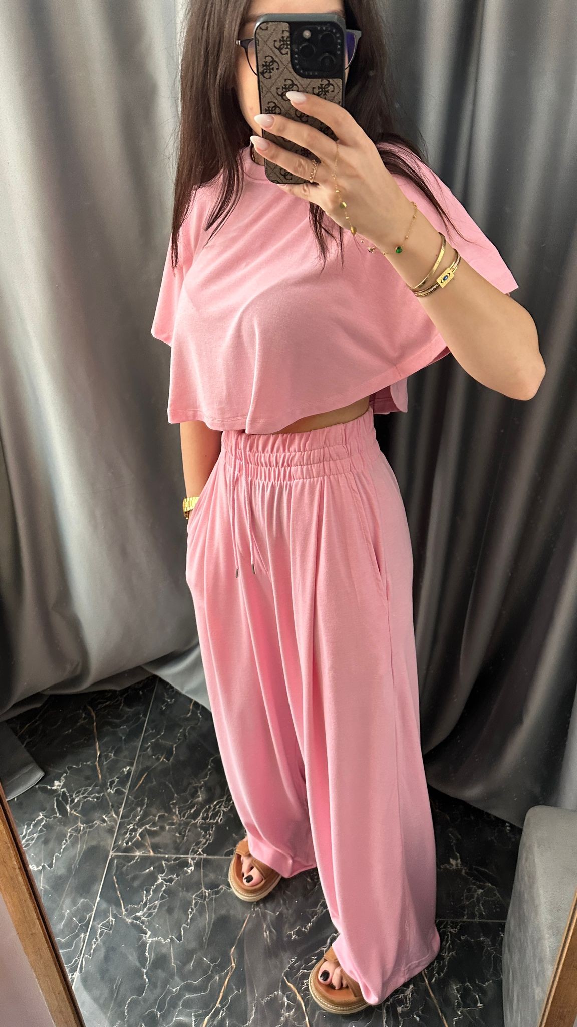 pembe eşofman takımı