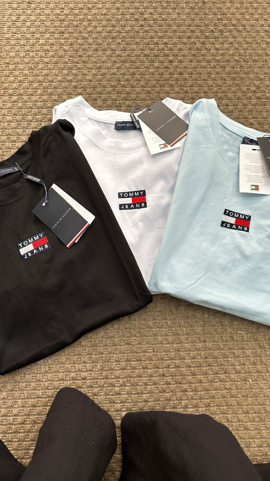 kare nakışlı basic tshirt 2