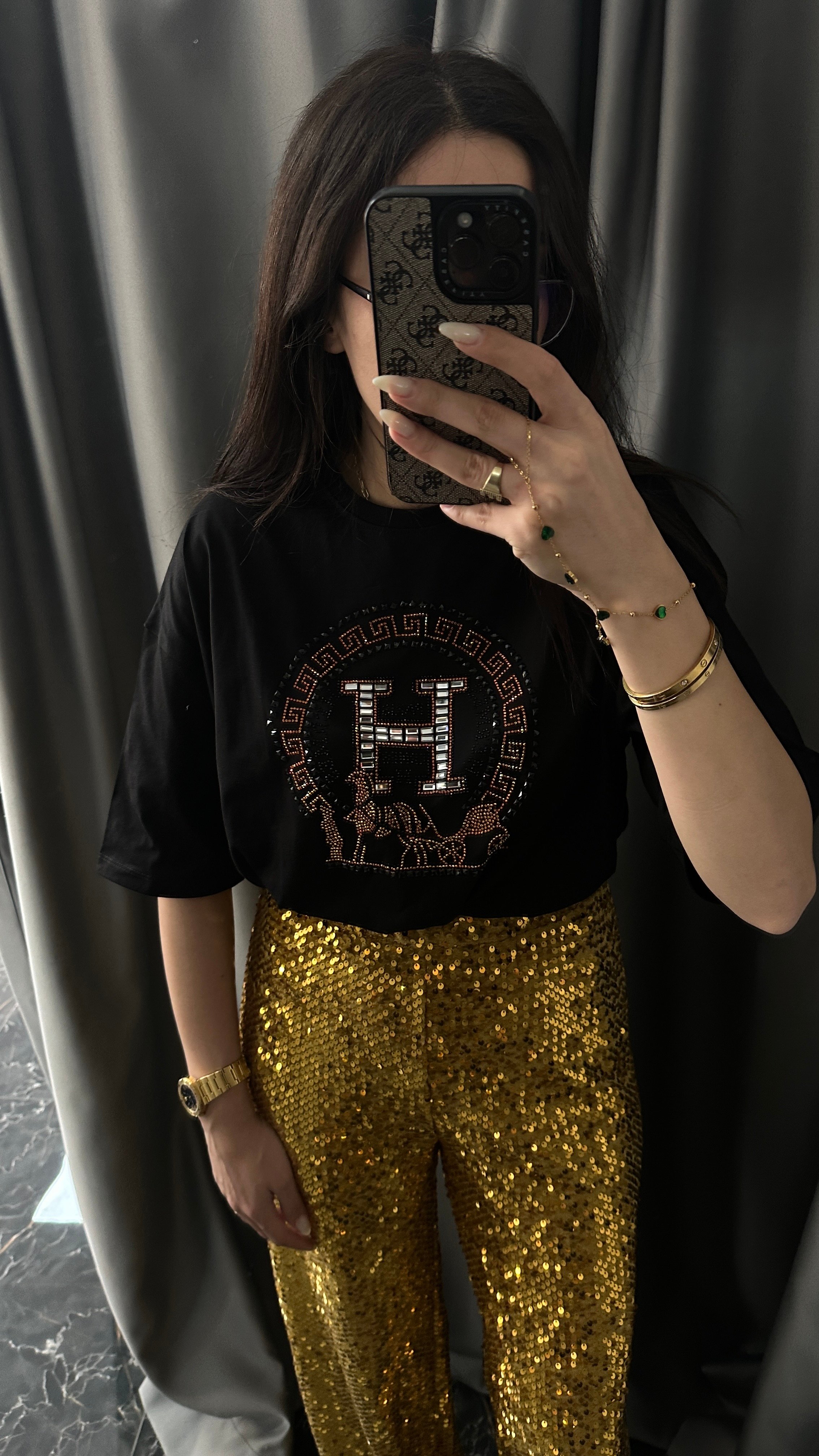 siyah hologram taşlı tshirt