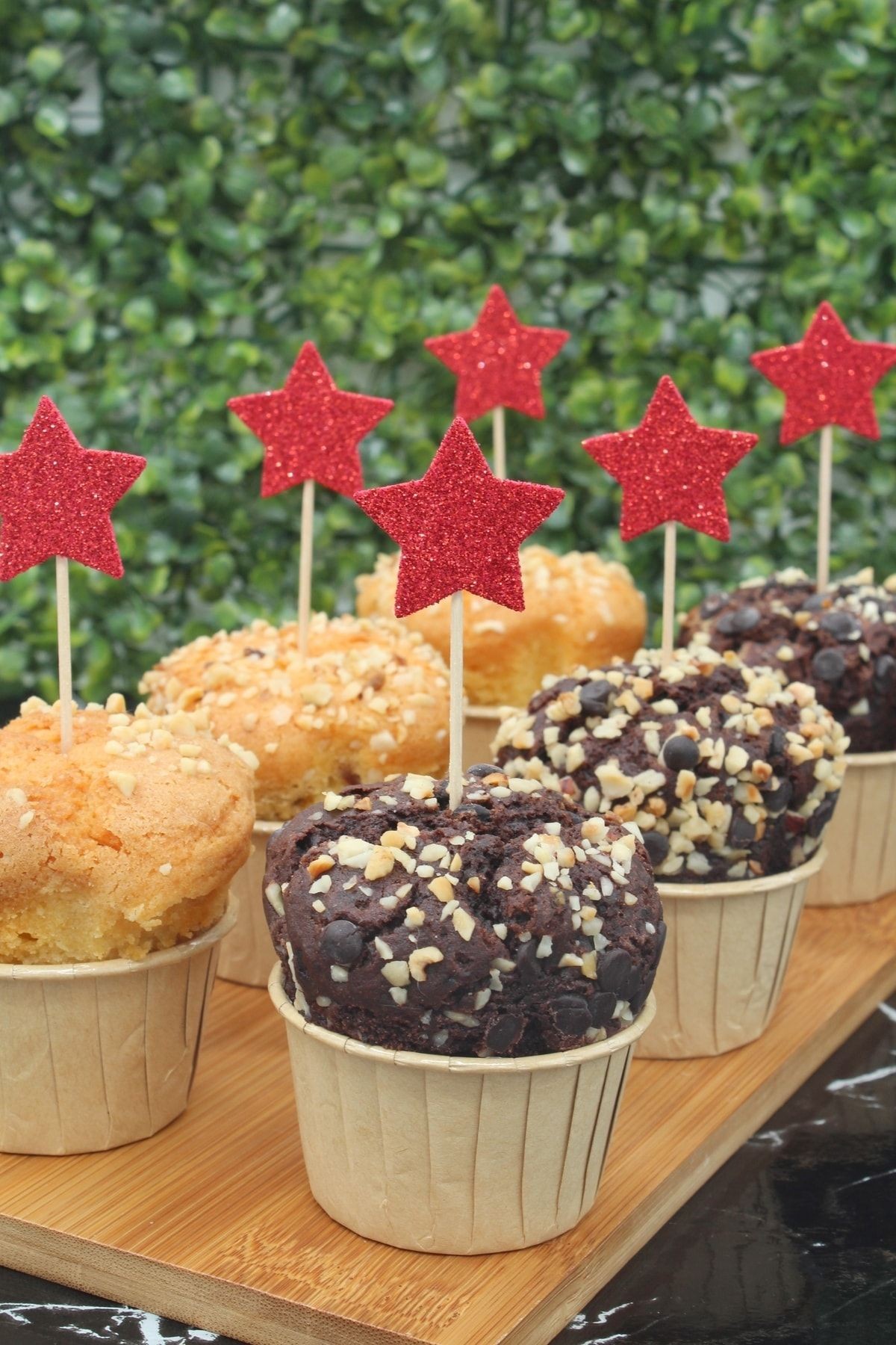 Simli Cupcake Kürdanı 20 Adet Kırmızı Yıldız
