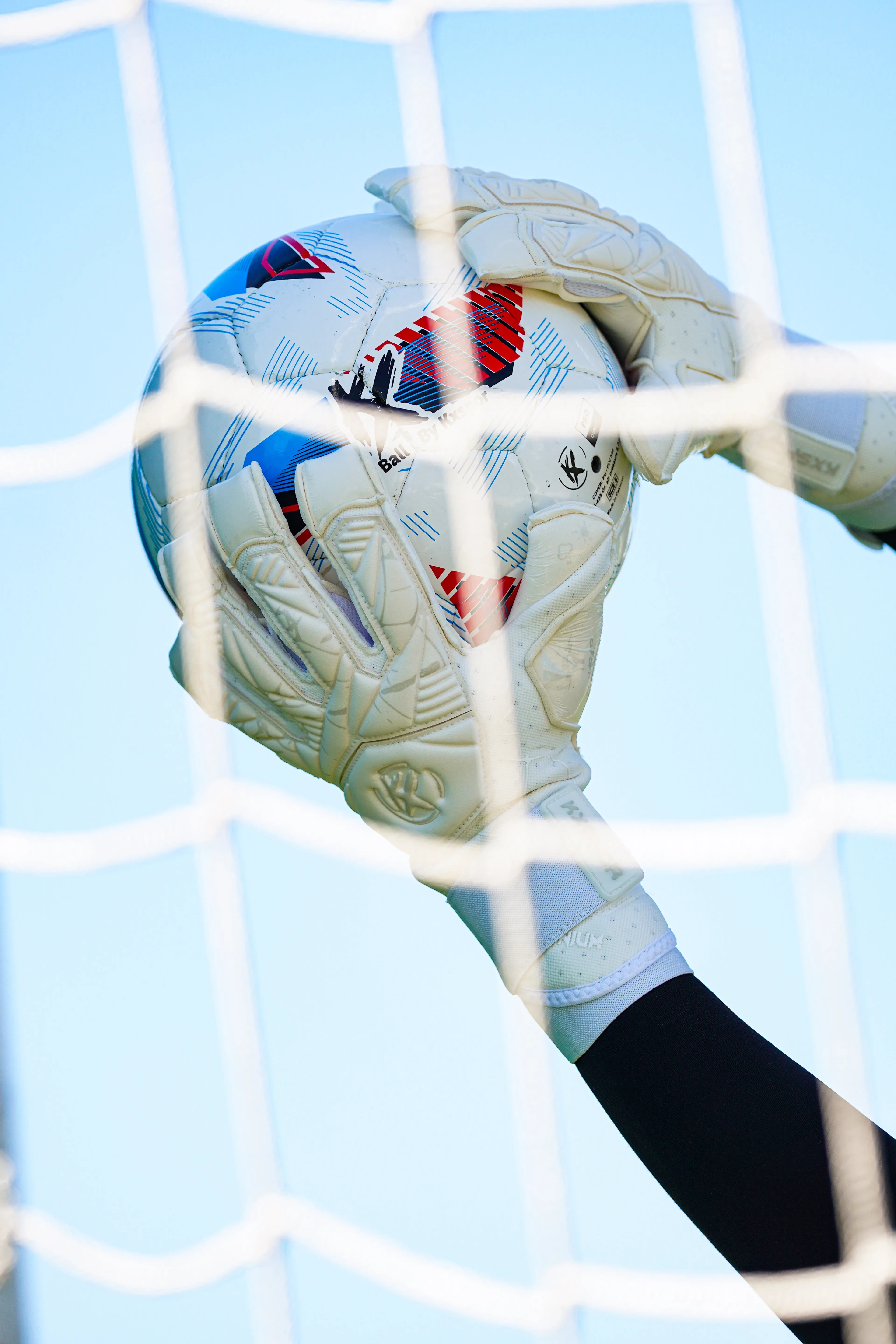 Yeni Kx ‘TİTANİUM’ Profesyonel Kaleci Eldiveni