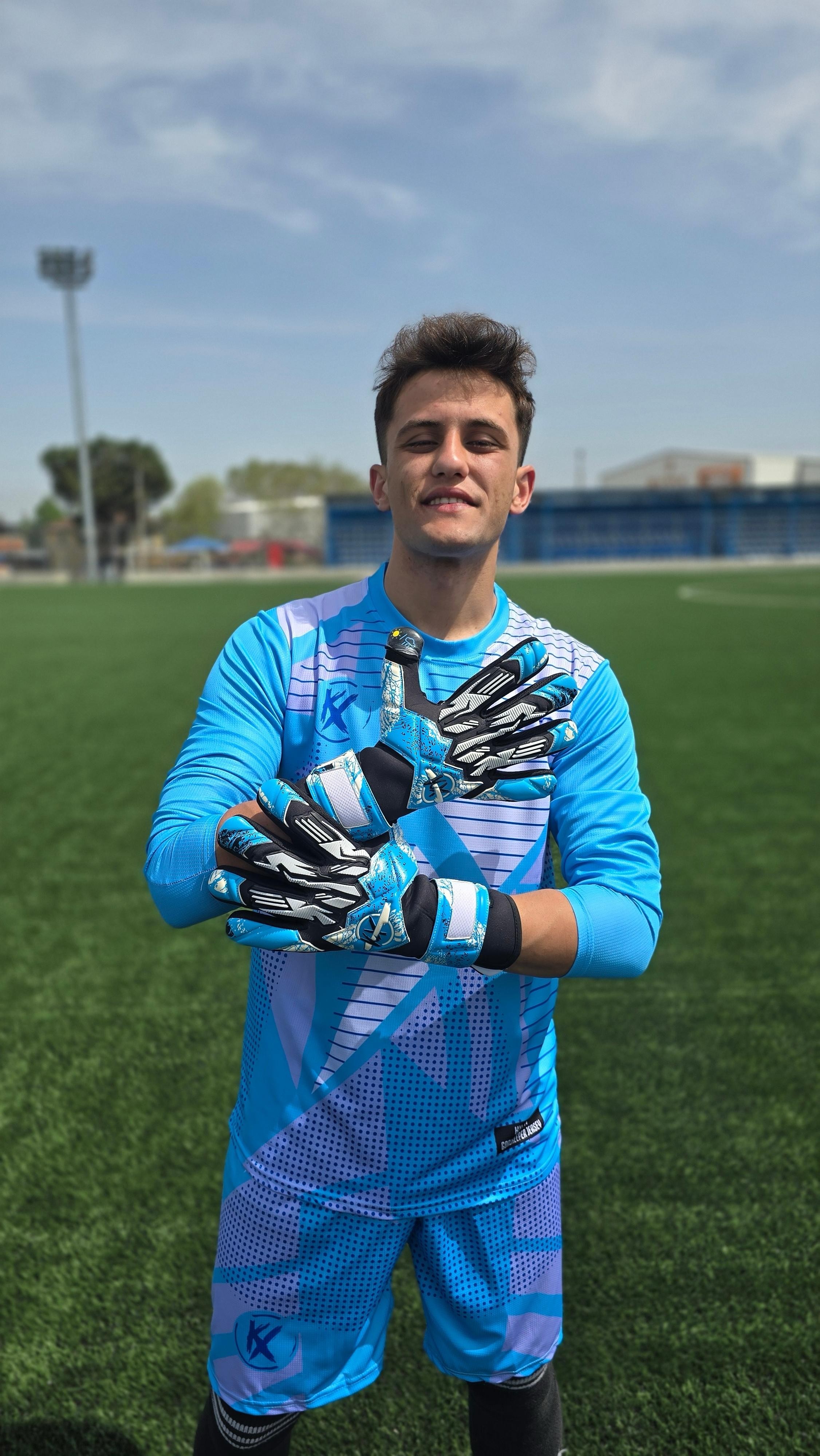 Kx VİPER ‘AQUA’ Elite Goalkeeper Gloves