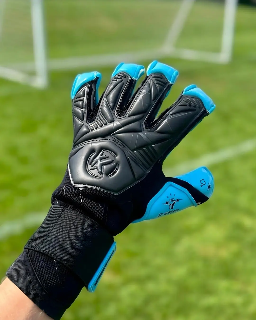 KX Titanium Profesyonel Maç Eldiveni - SİYAH-AQUA