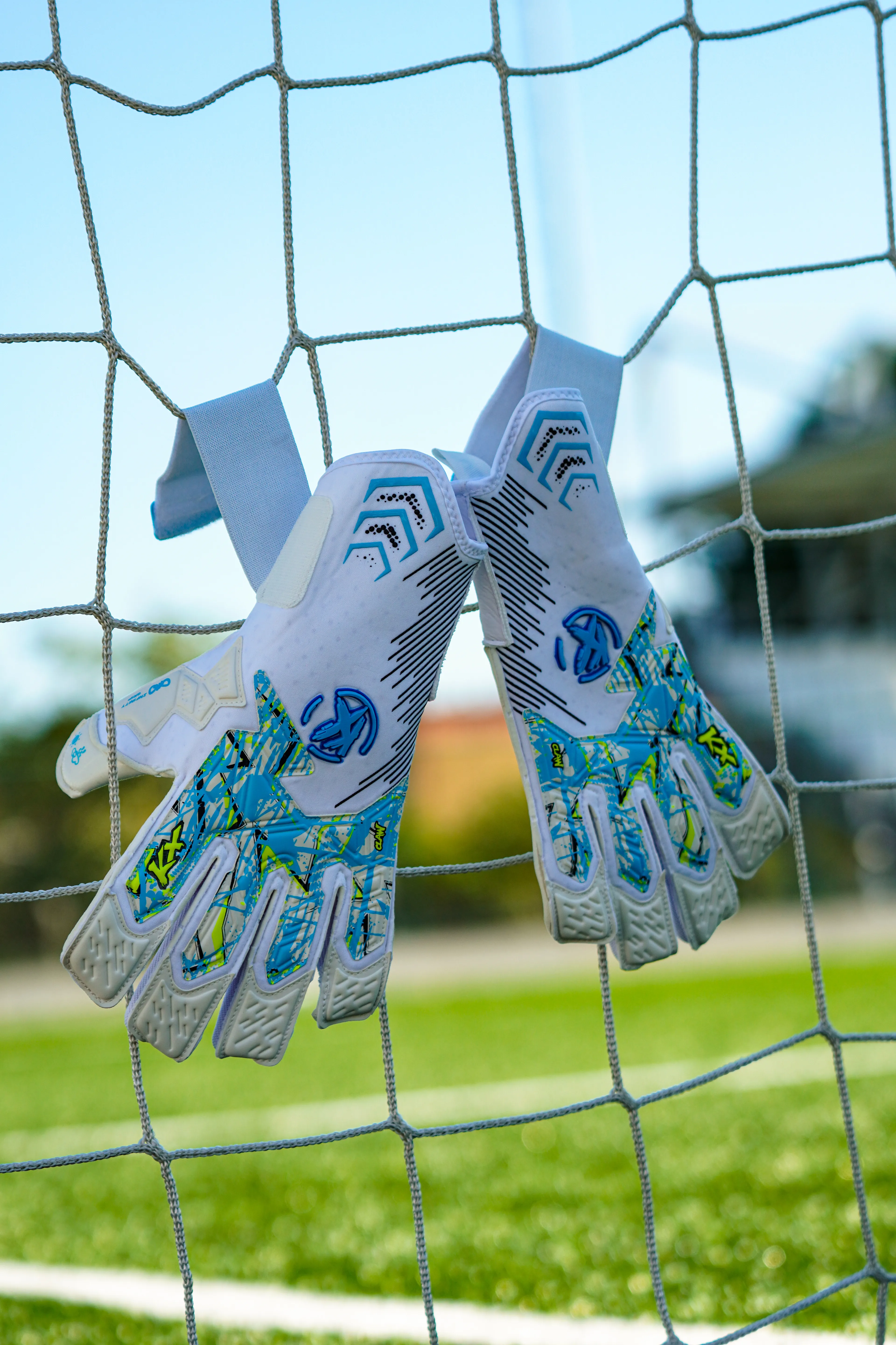 Yeni Kx ‘CLAW’ Profesyonel Kaleci