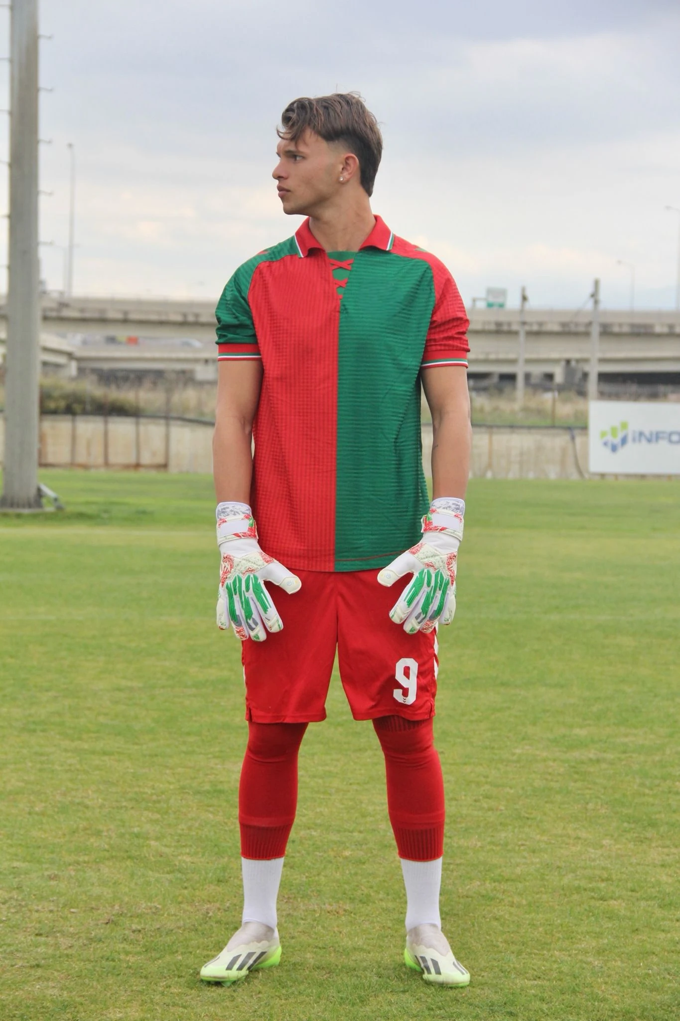 Yeni Kx Viper ‘RÖNESANS’ Profesyonel Kaleci Eldiveni