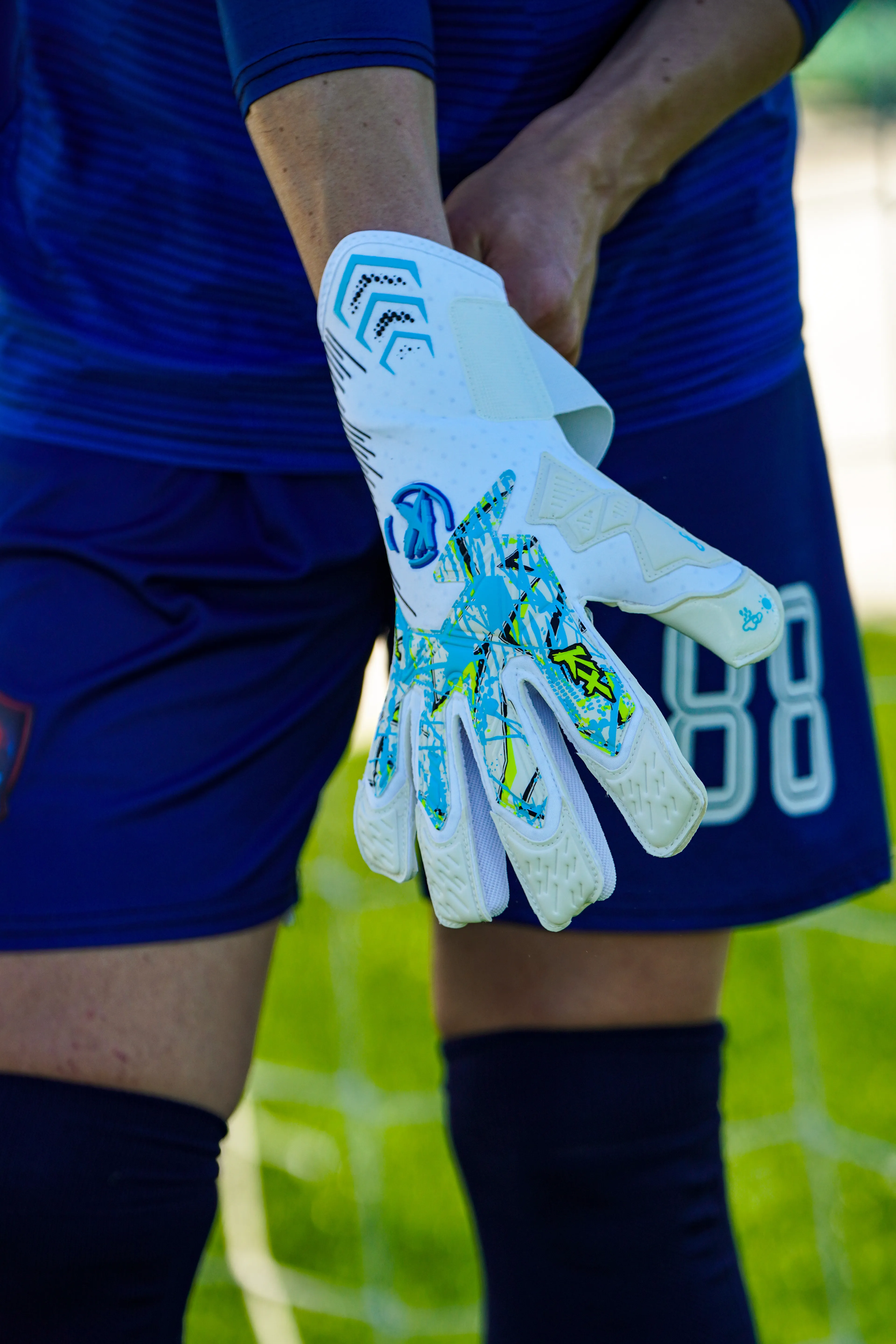 Yeni Kx ‘CLAW’ Profesyonel Kaleci