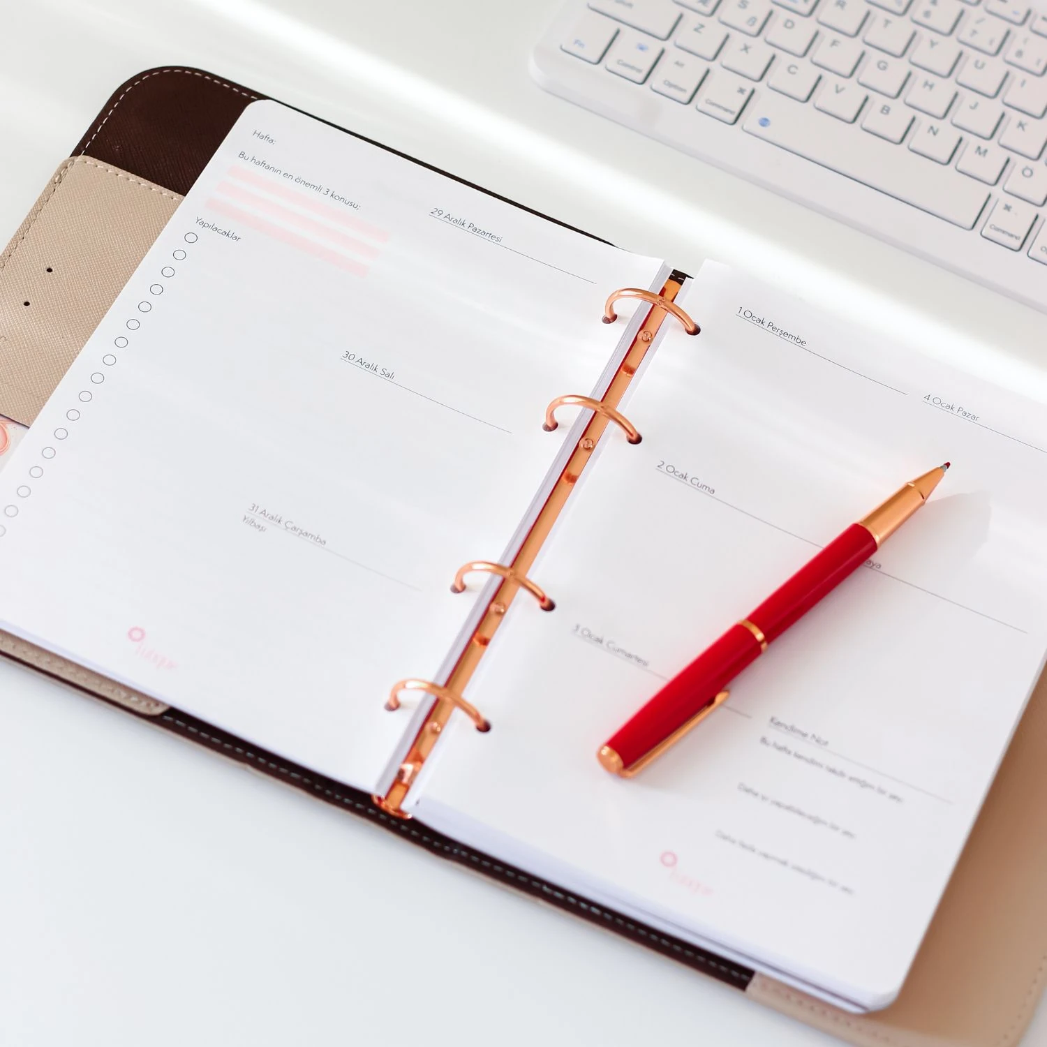 2026 Tarihli Geleceği Planlama Ajandası Bella