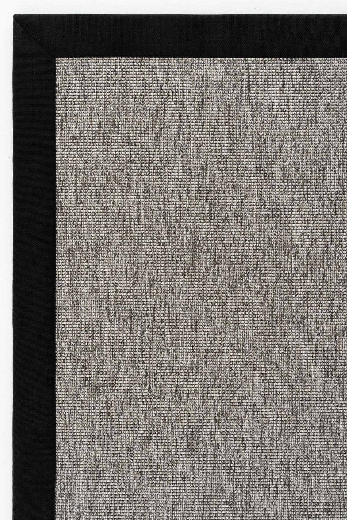 London Stroh Textur Feiner Knoten importiert Sisal Teppich Schwarz