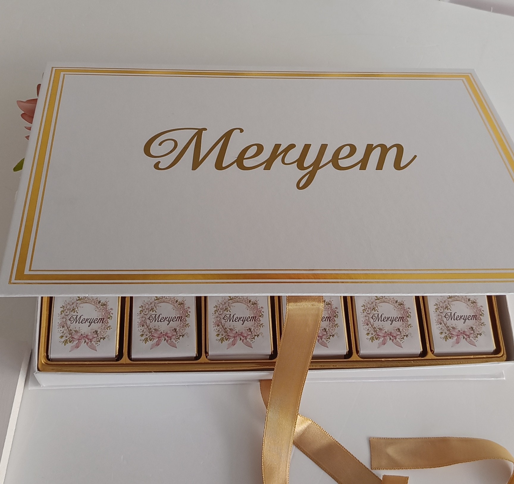ÇİÇEK TEMALI ÇİKOLATA