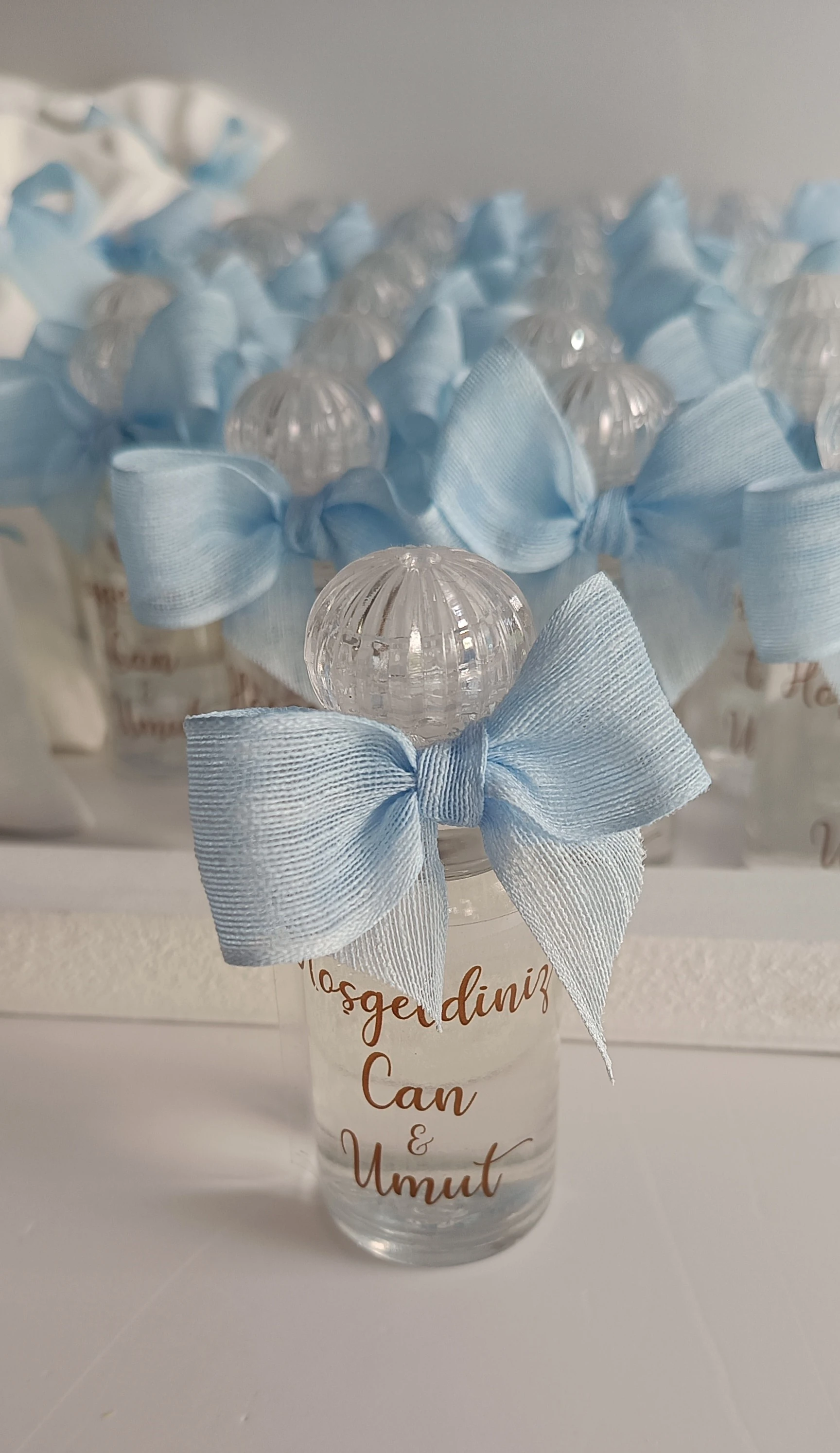 MAVİ FİYONKLU KOLONYA 