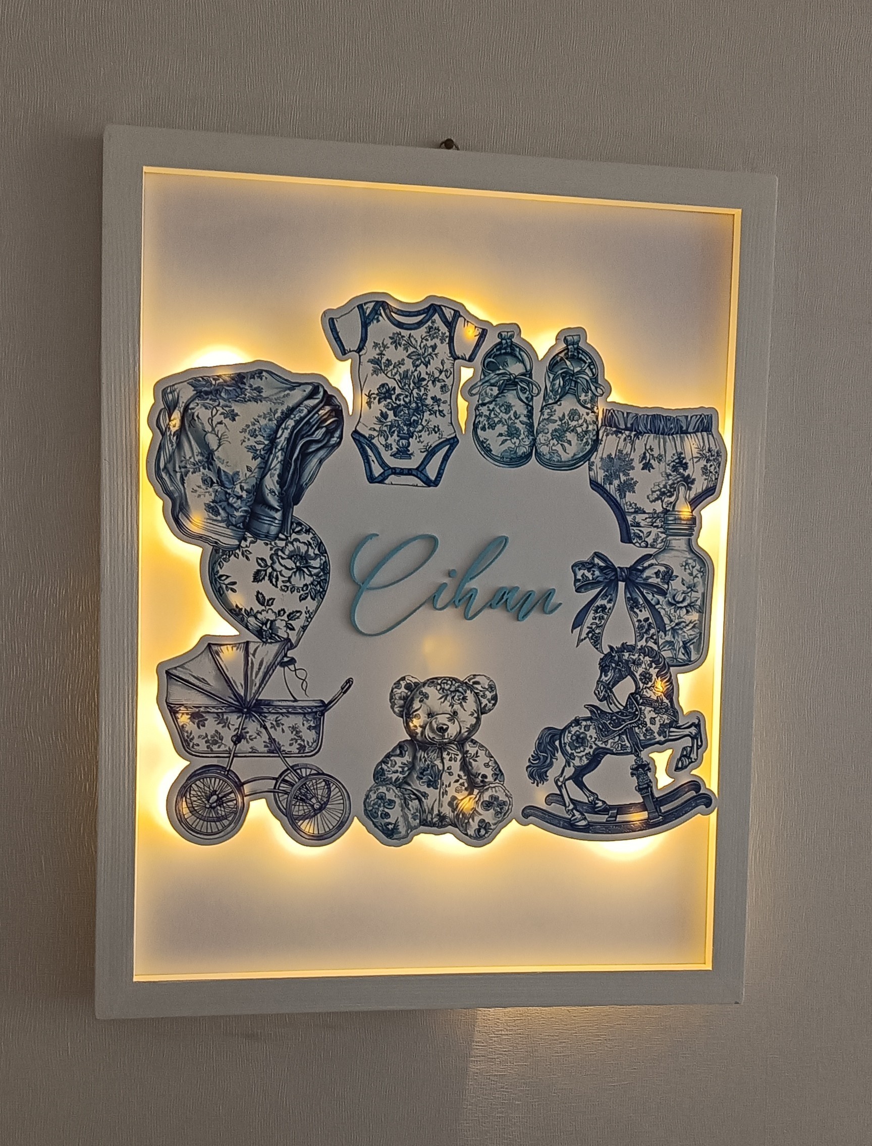 KARIŞIK DESENLİ MAVİ KAPI SÜSÜ