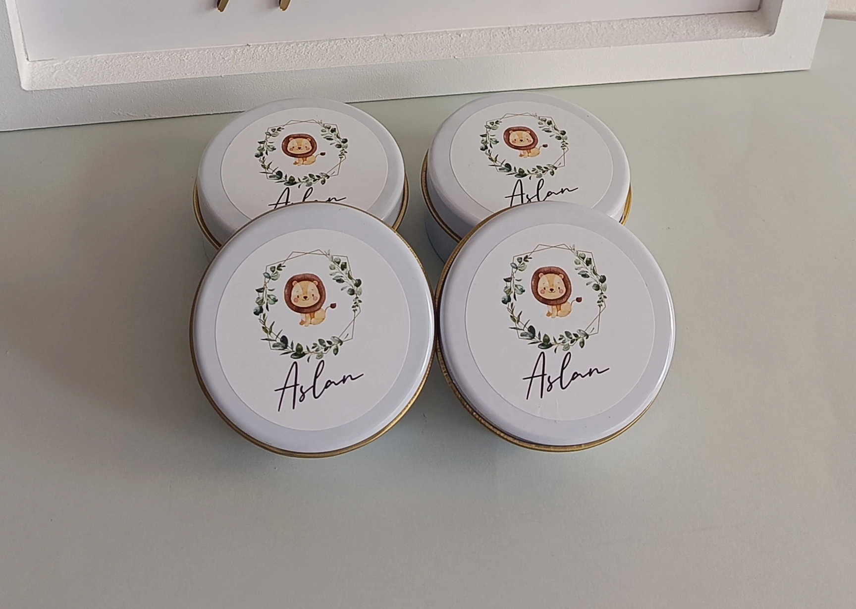 ASLAN TEMALI METAL MUM