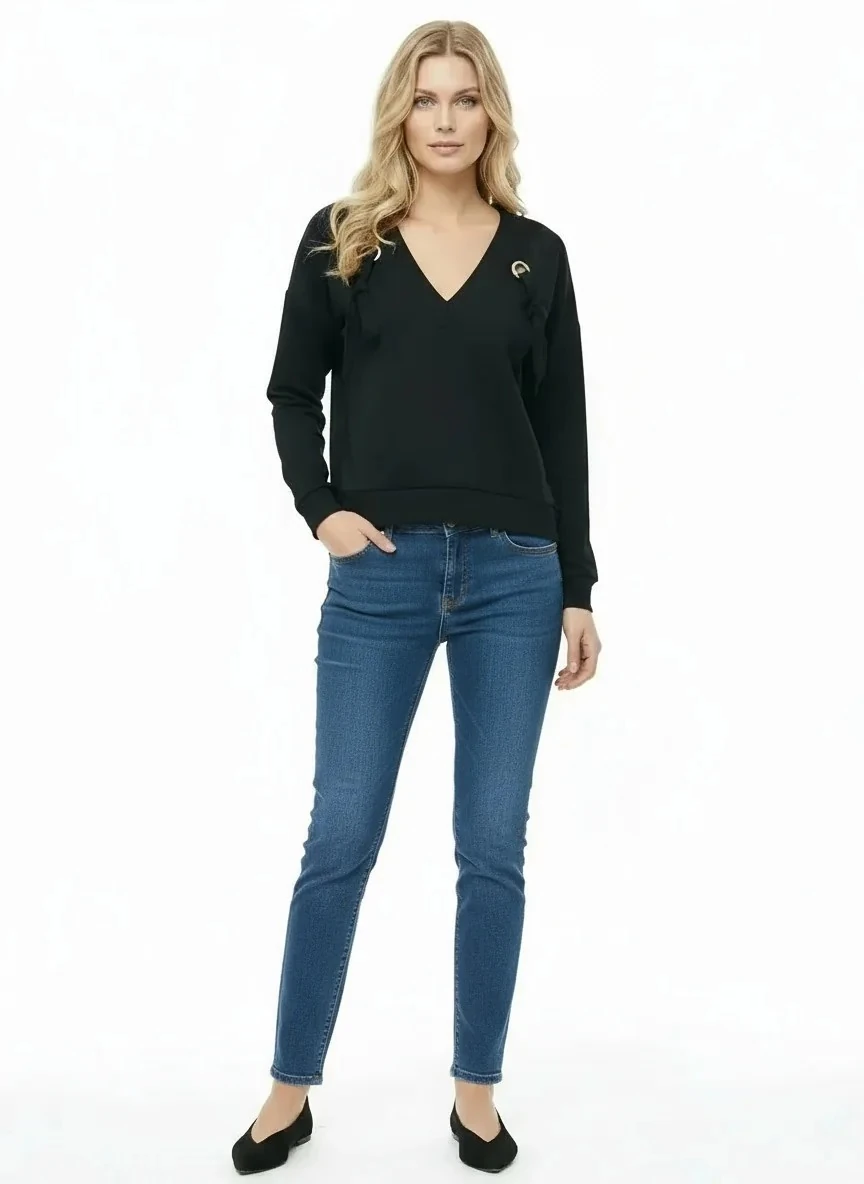 Siyah V Yaka, Göğüste Bağcık/Kuşgözü Detaylı, Sweatshirt/Kazak 