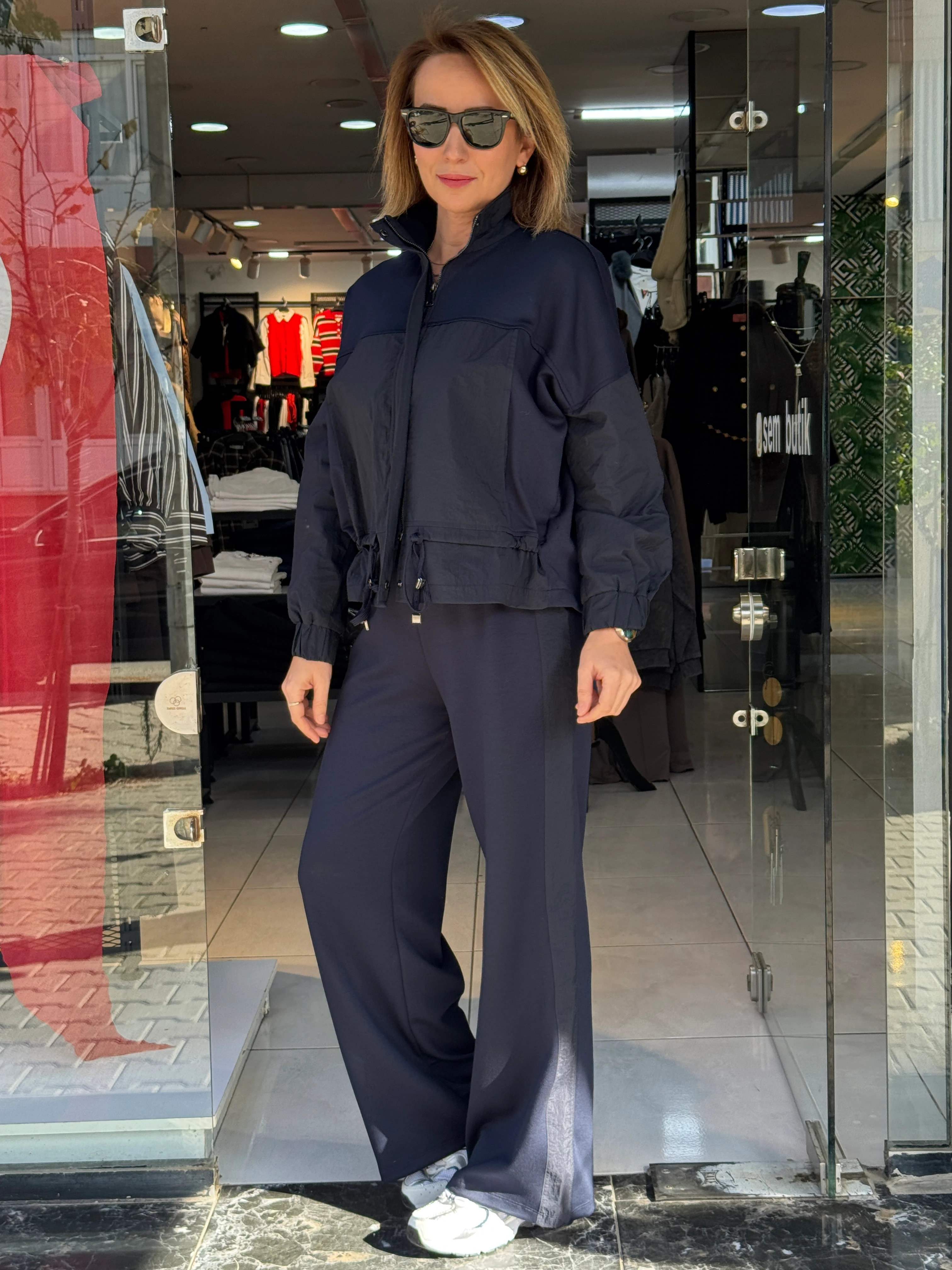 Lacivert Paraşüt Detaylı Takım