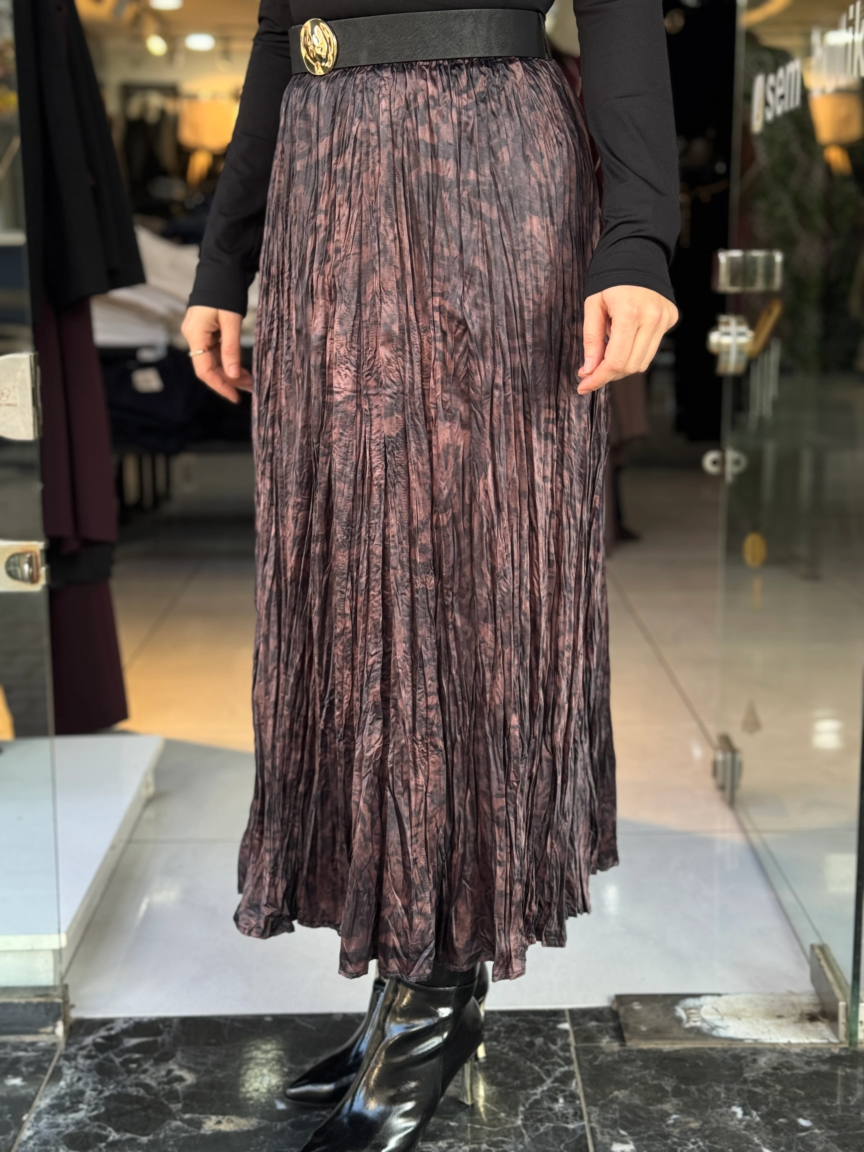 Desenli Kraşlı Saten Etek