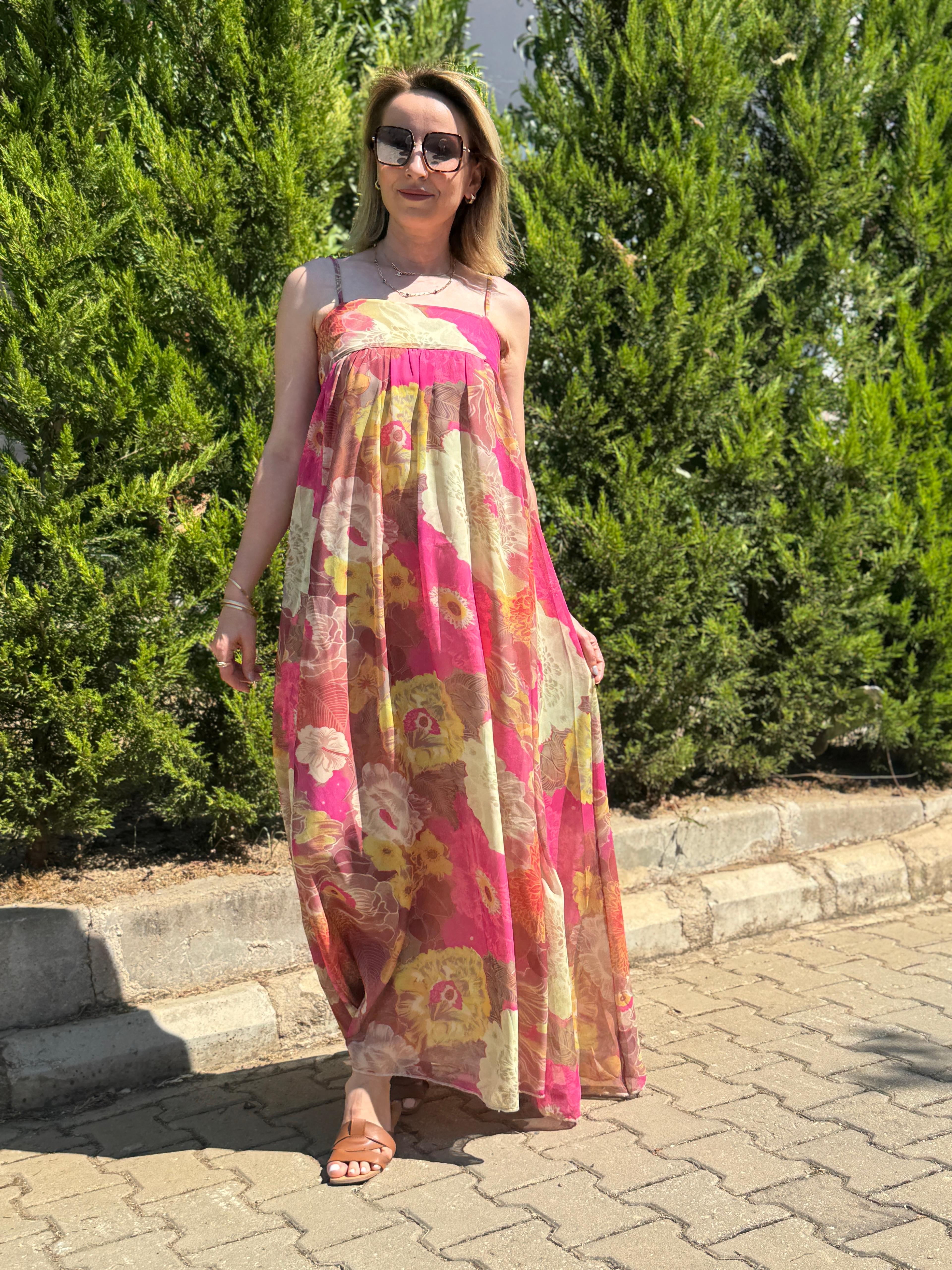 Askılı Desenli Pembe Şifon Elbise