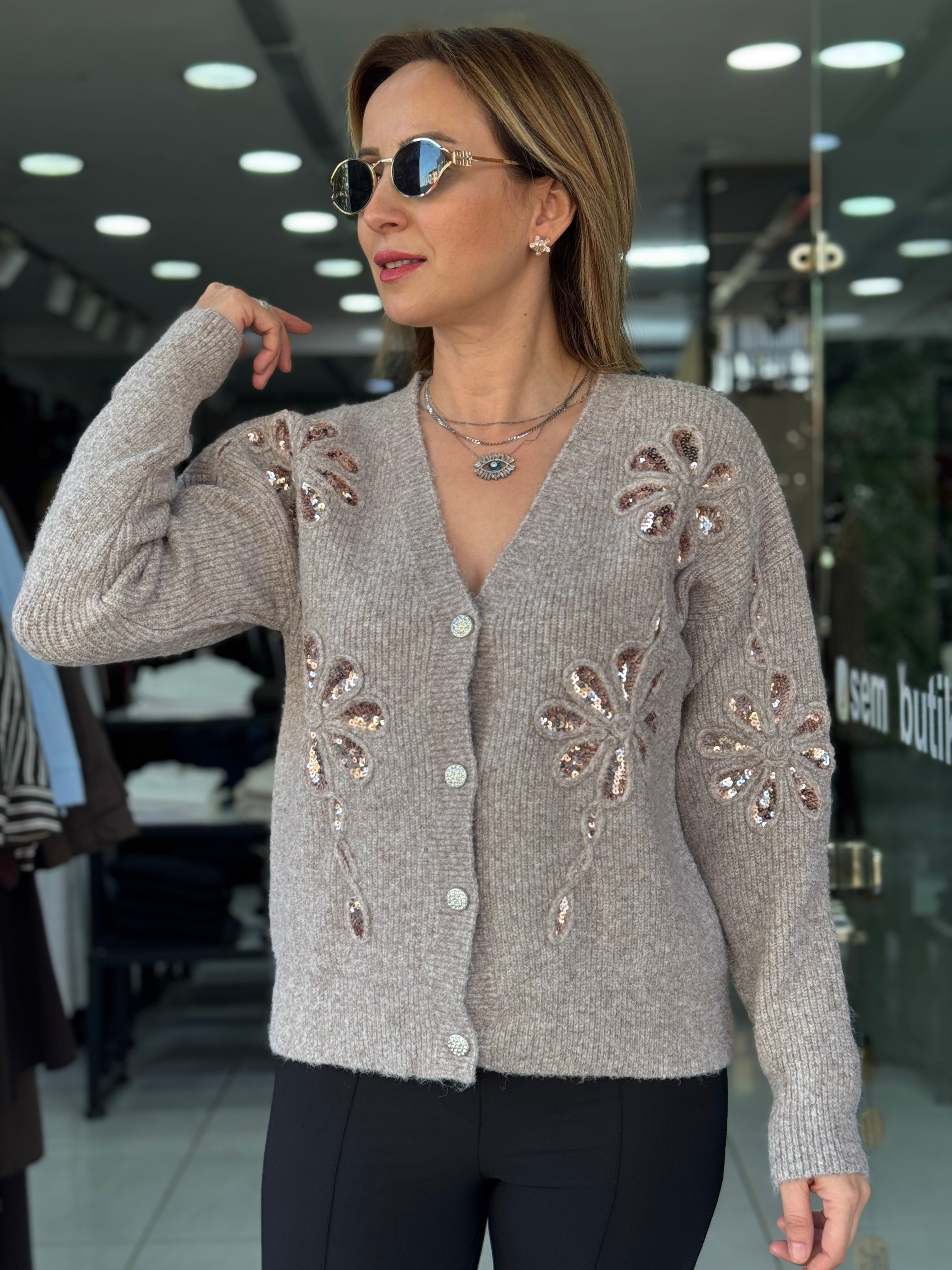 Pul Nakışlı Hırka