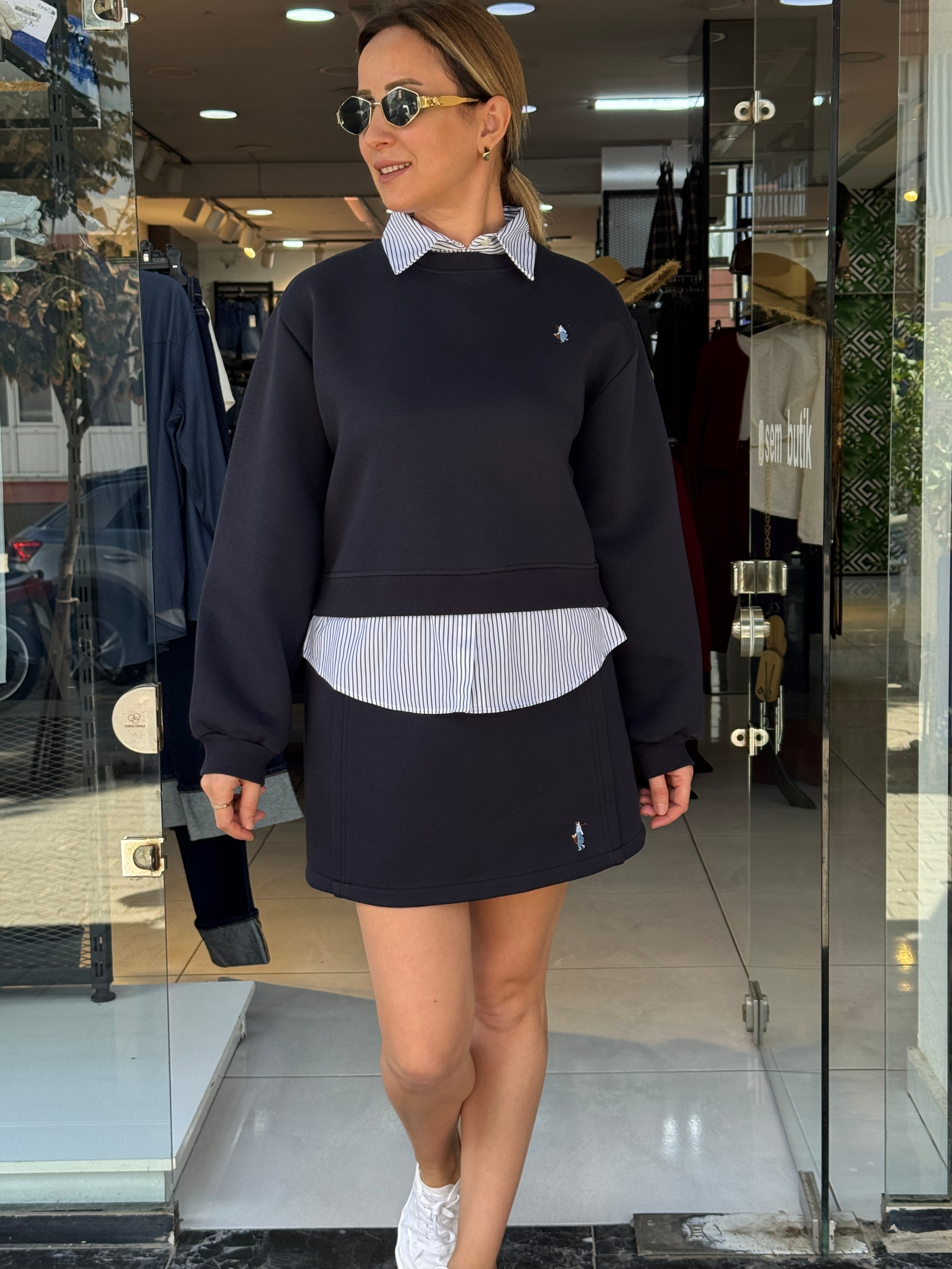 Gömlek Detaylı Lacivert Sweat