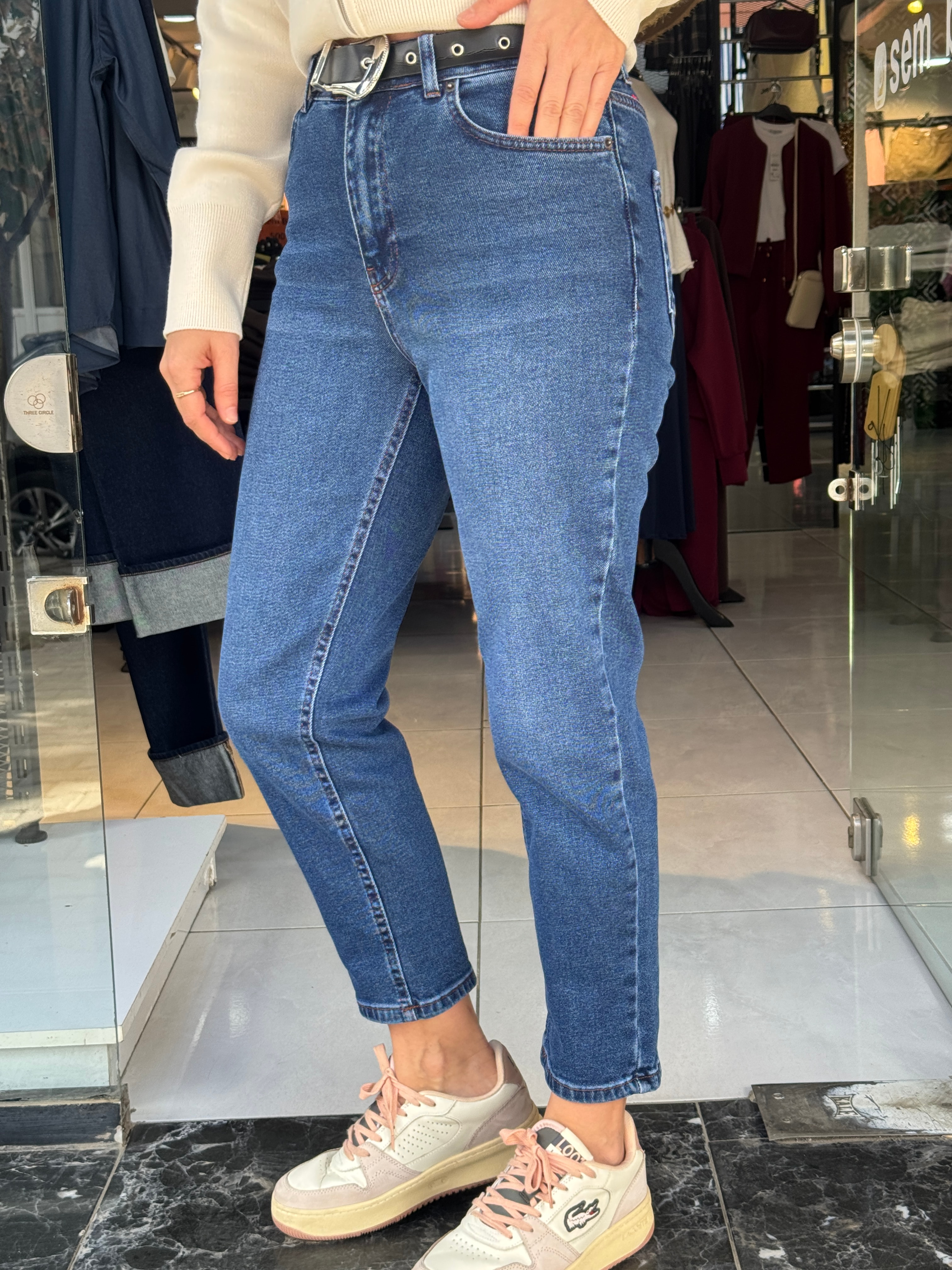 Kemerli Lacivert Jean