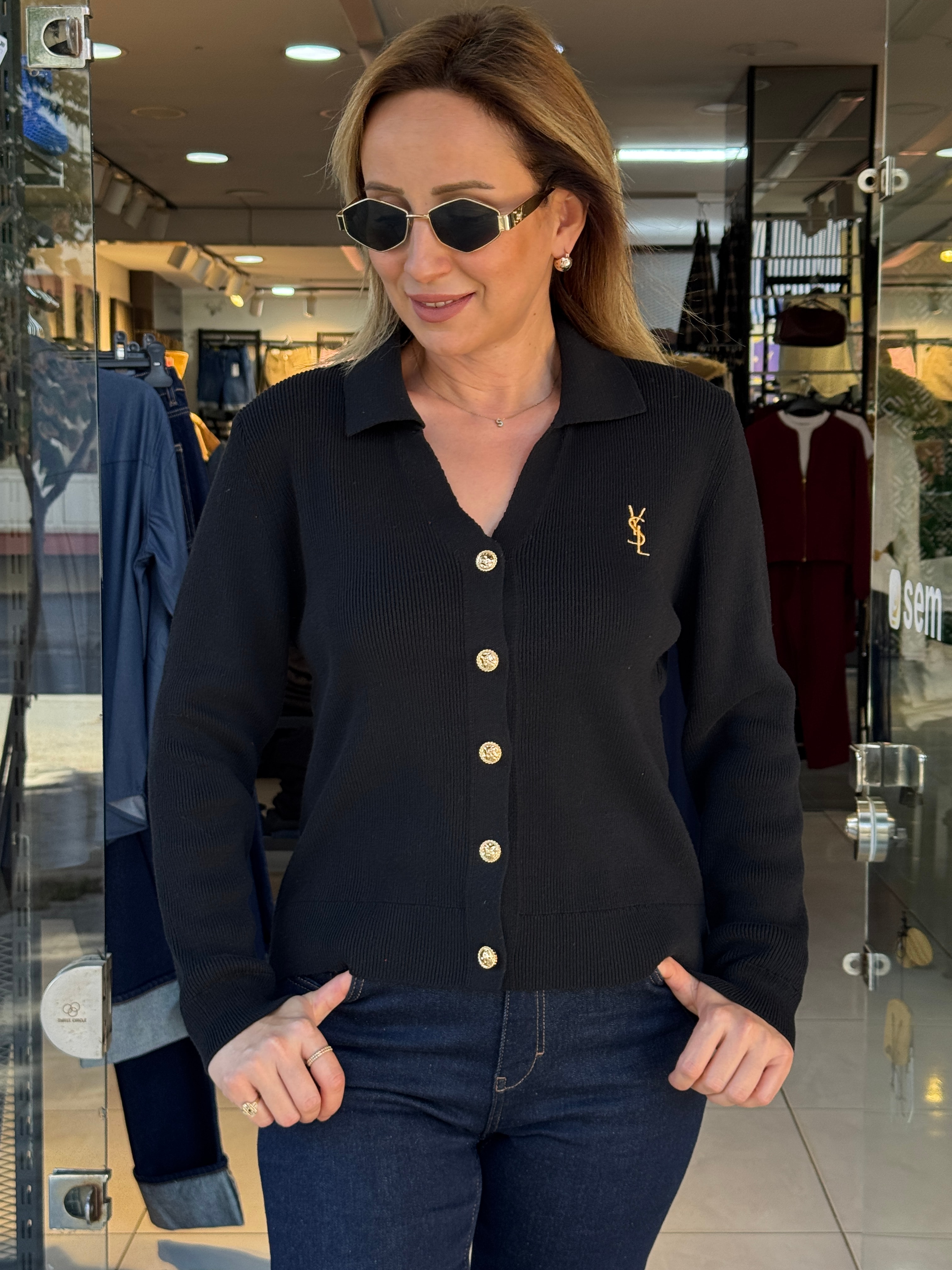 Polo Yaka Gold Düğmeli Hırka - Siyah
