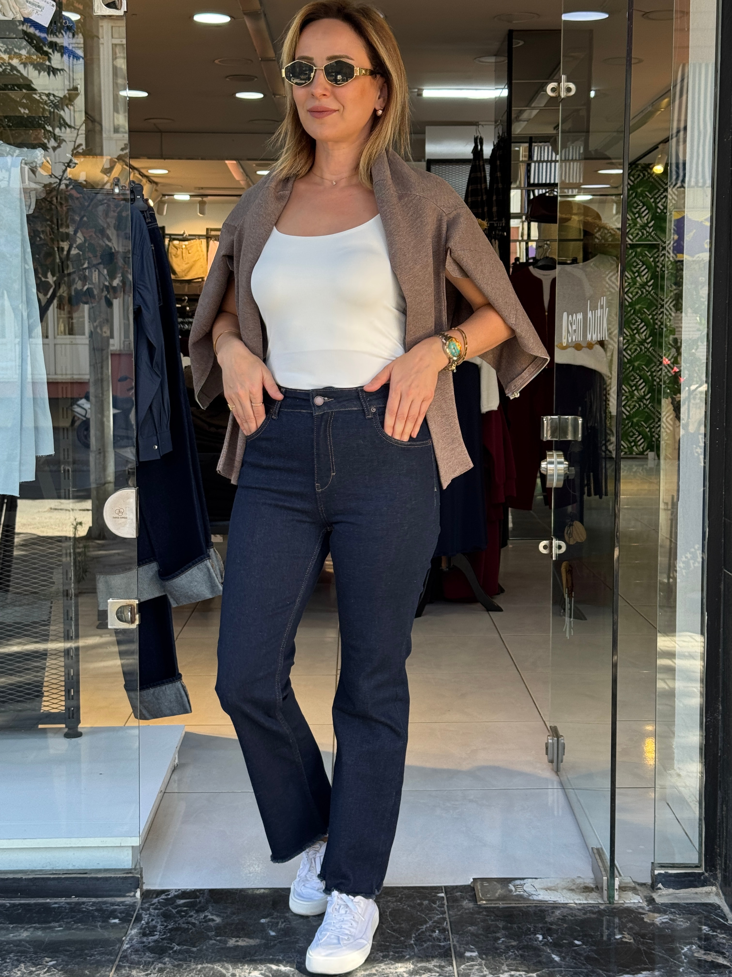 Lacivert Mom Jean