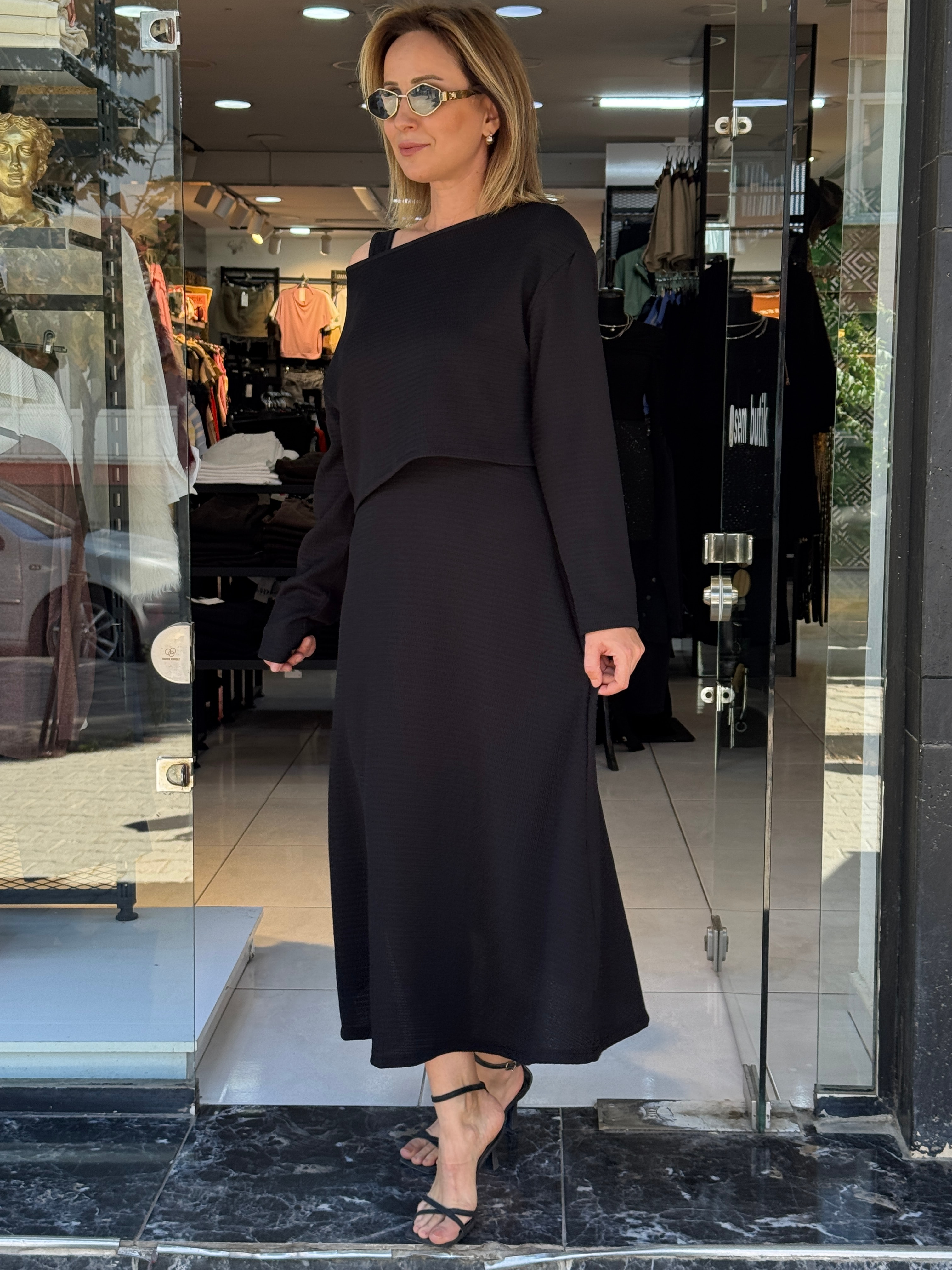 Bluz Detaylı Elbise