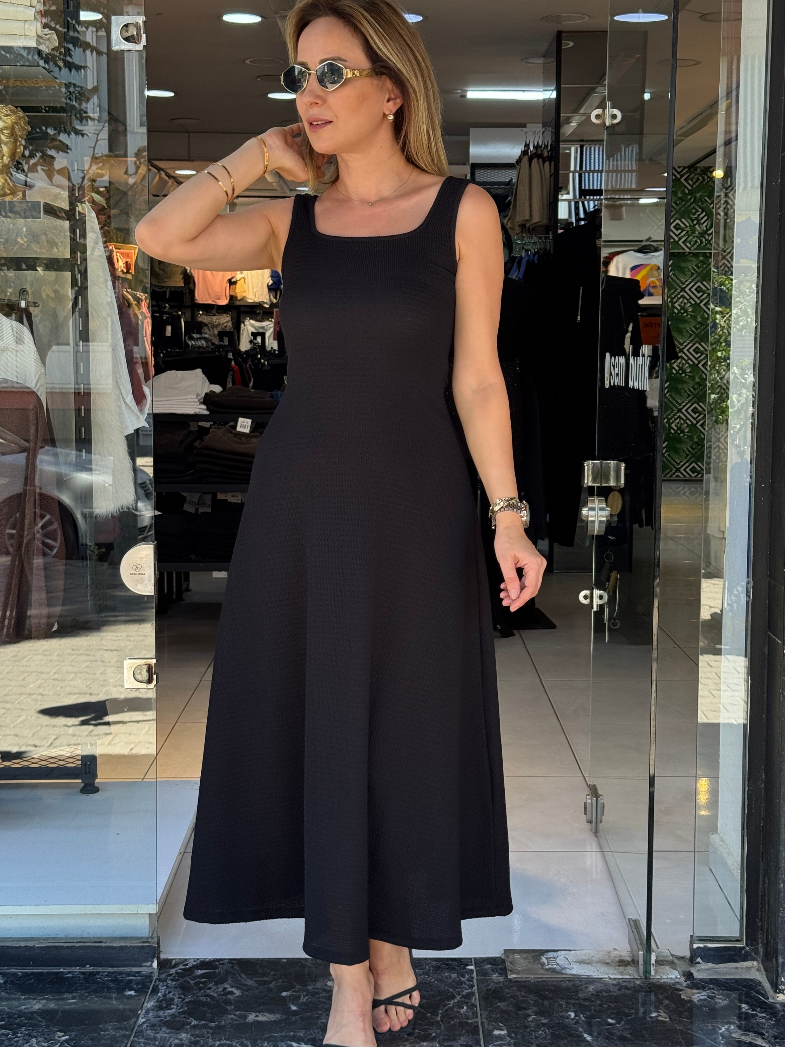 Bluz Detaylı Elbise