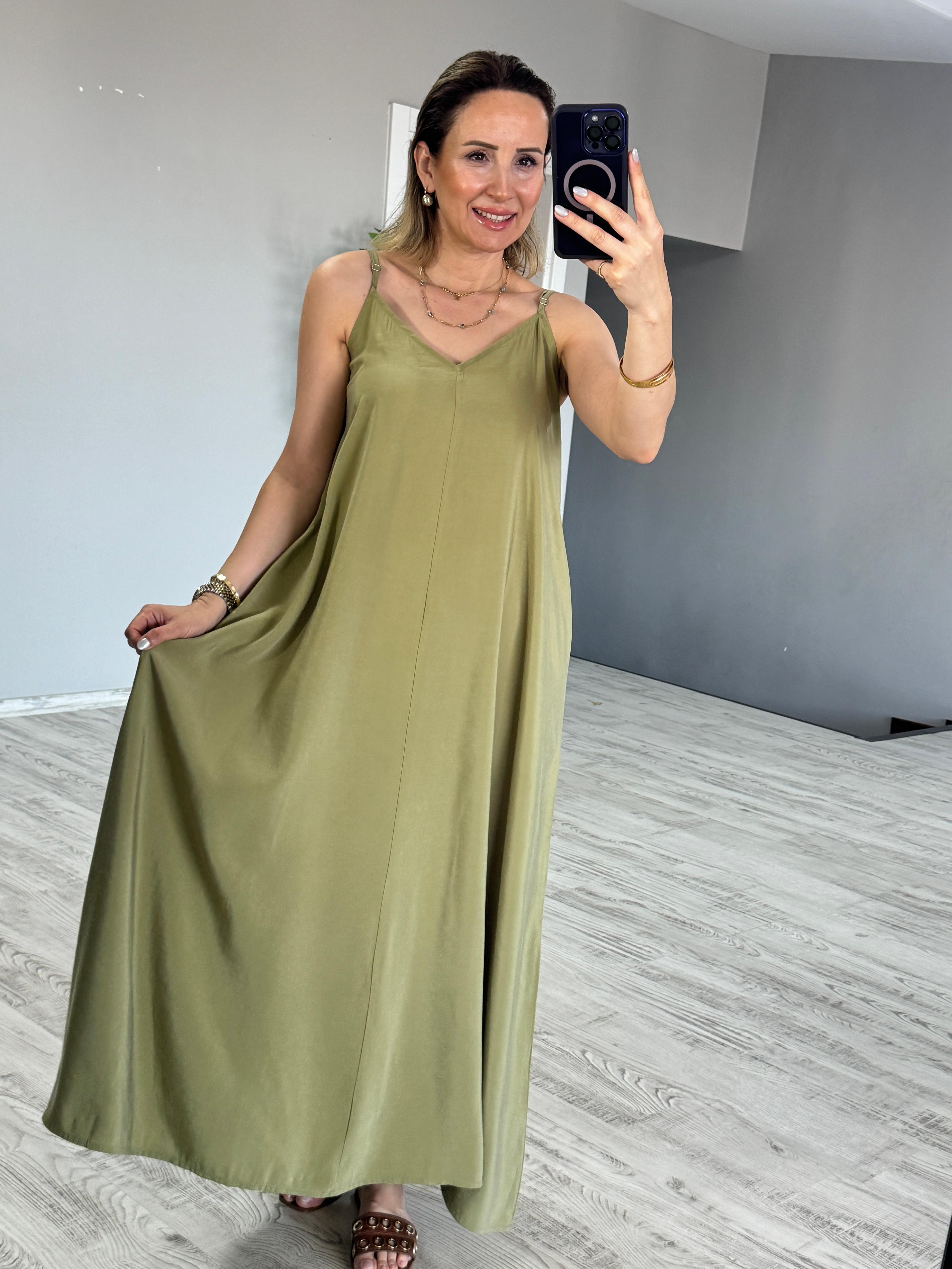 Tensel Askılı Elbise