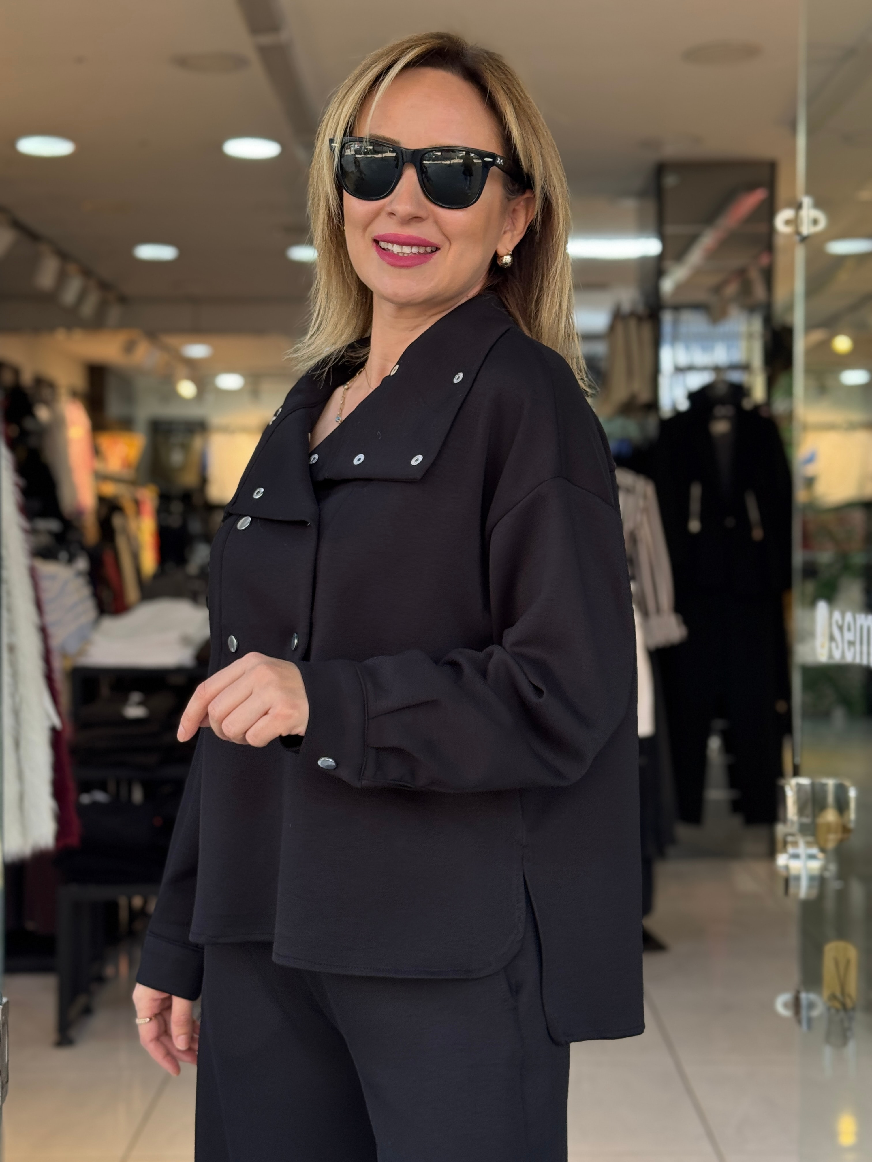 Dik Yaka Çıtçıtlı Modal Takım