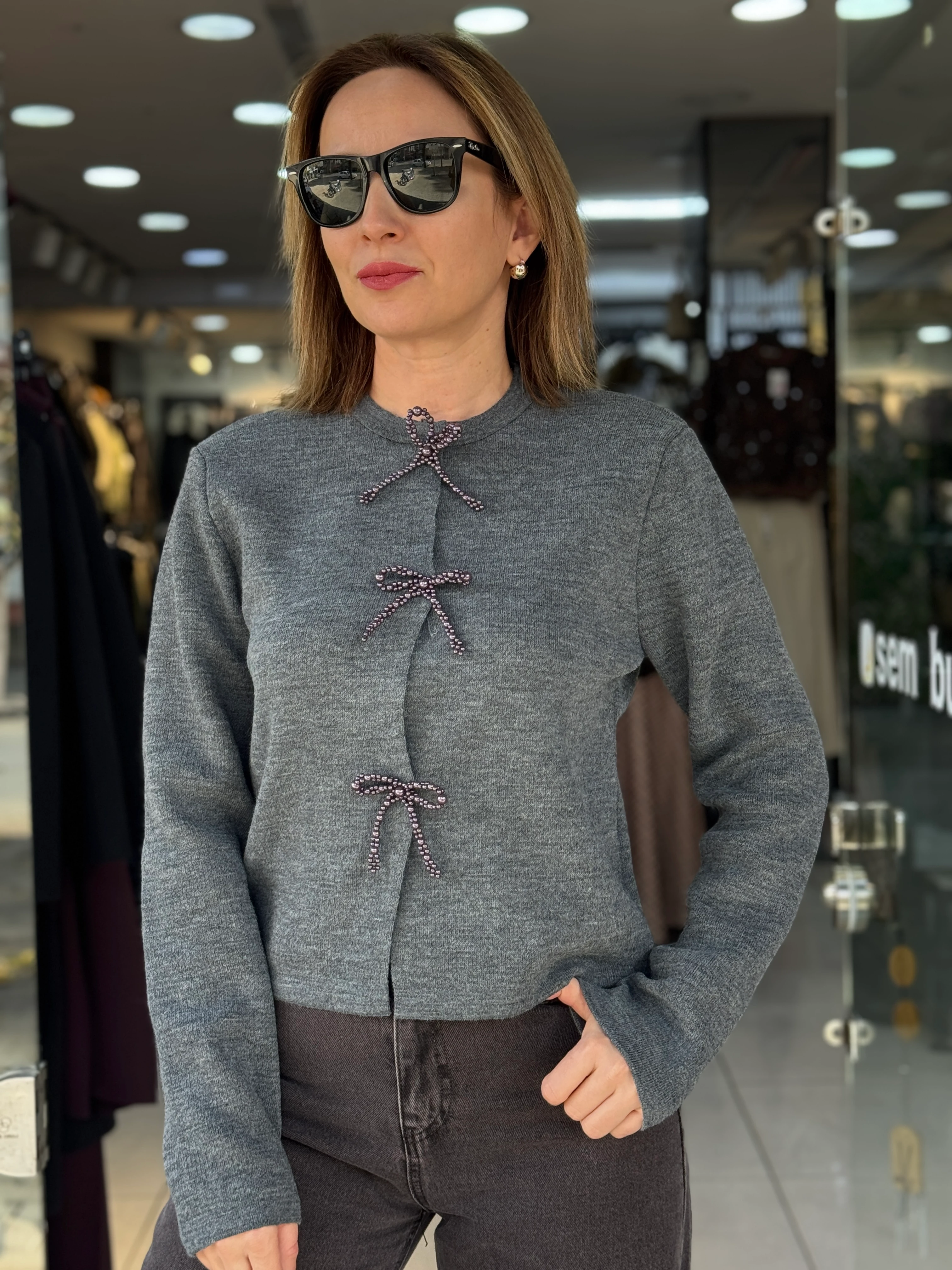 İnci Kurdele Düğmeli Triko - Gri