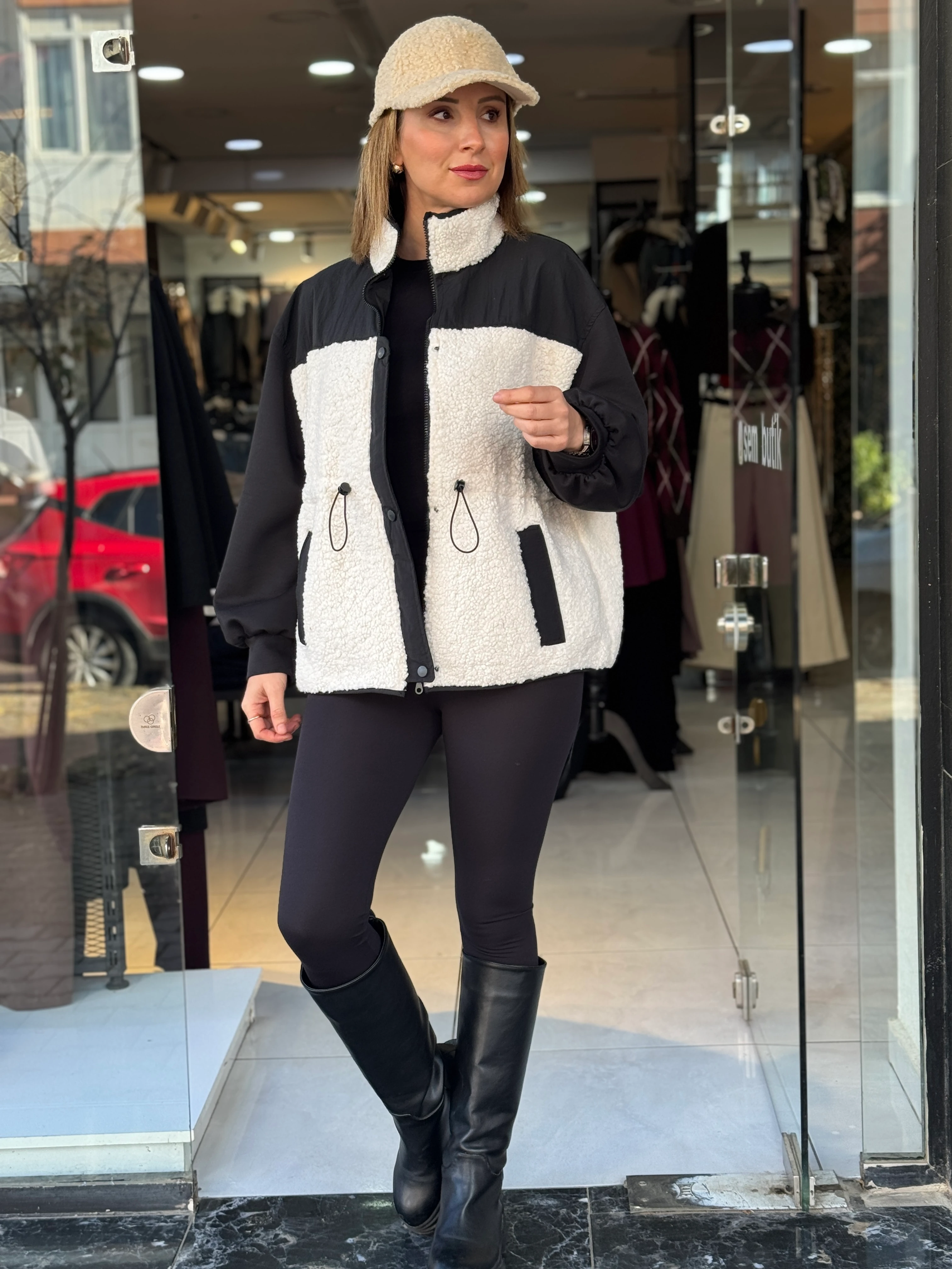 Teddy Detay Siyah Mont