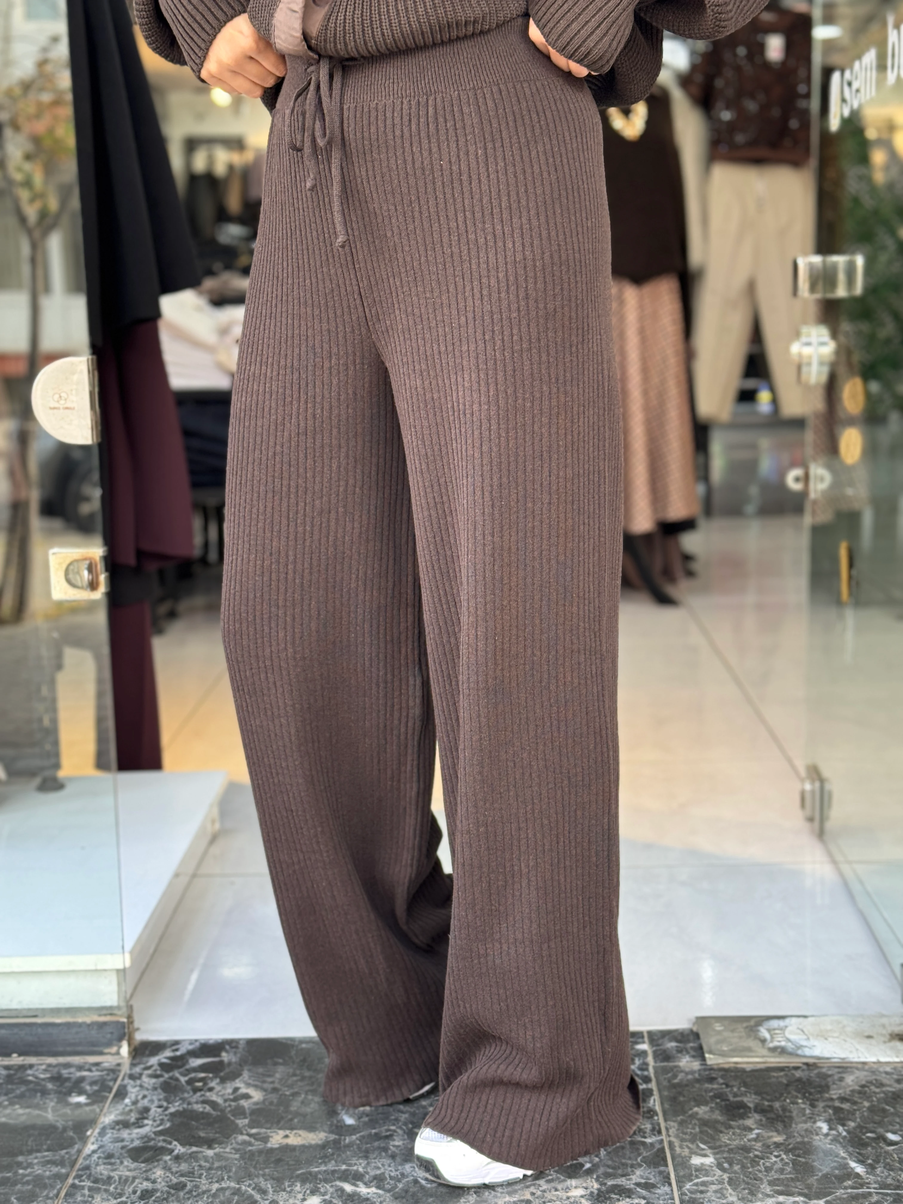 Paraşüt Detaylı Ceketli Triko Takım