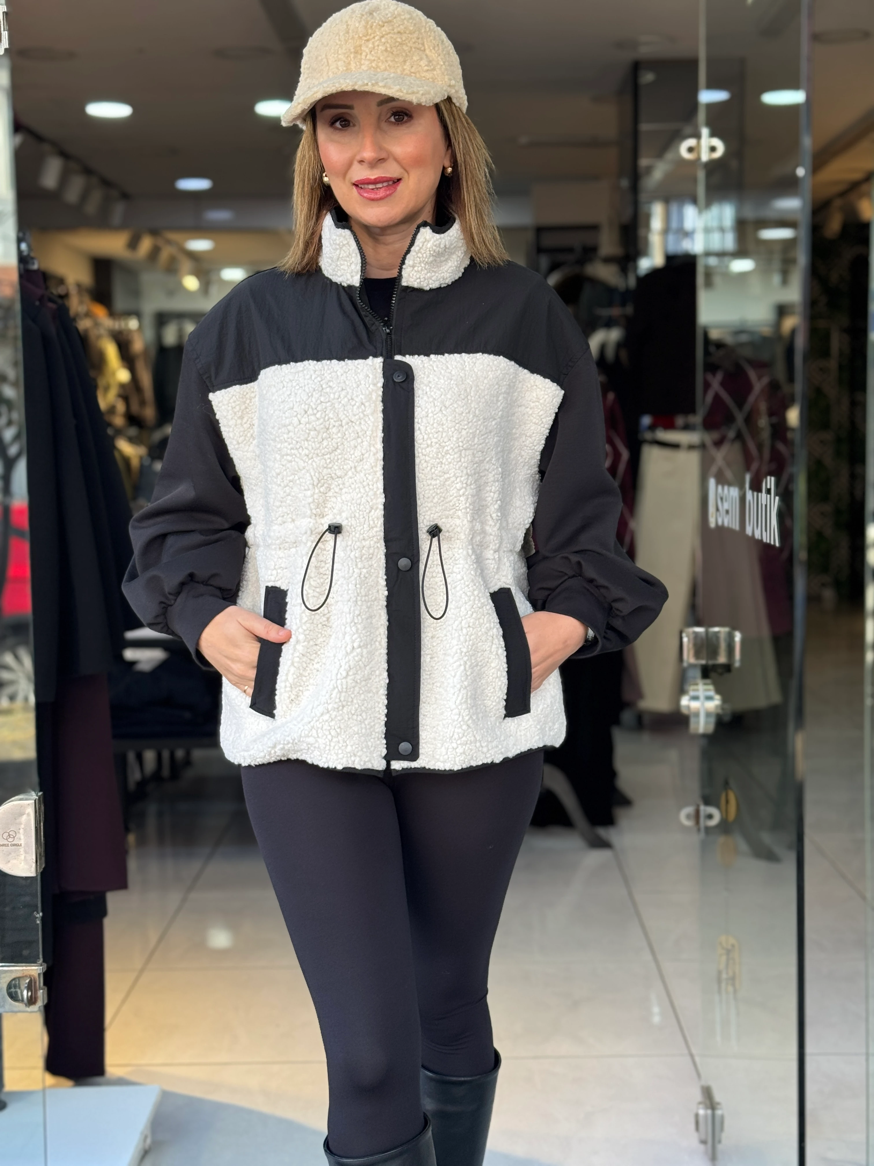 Teddy Detay Siyah Mont