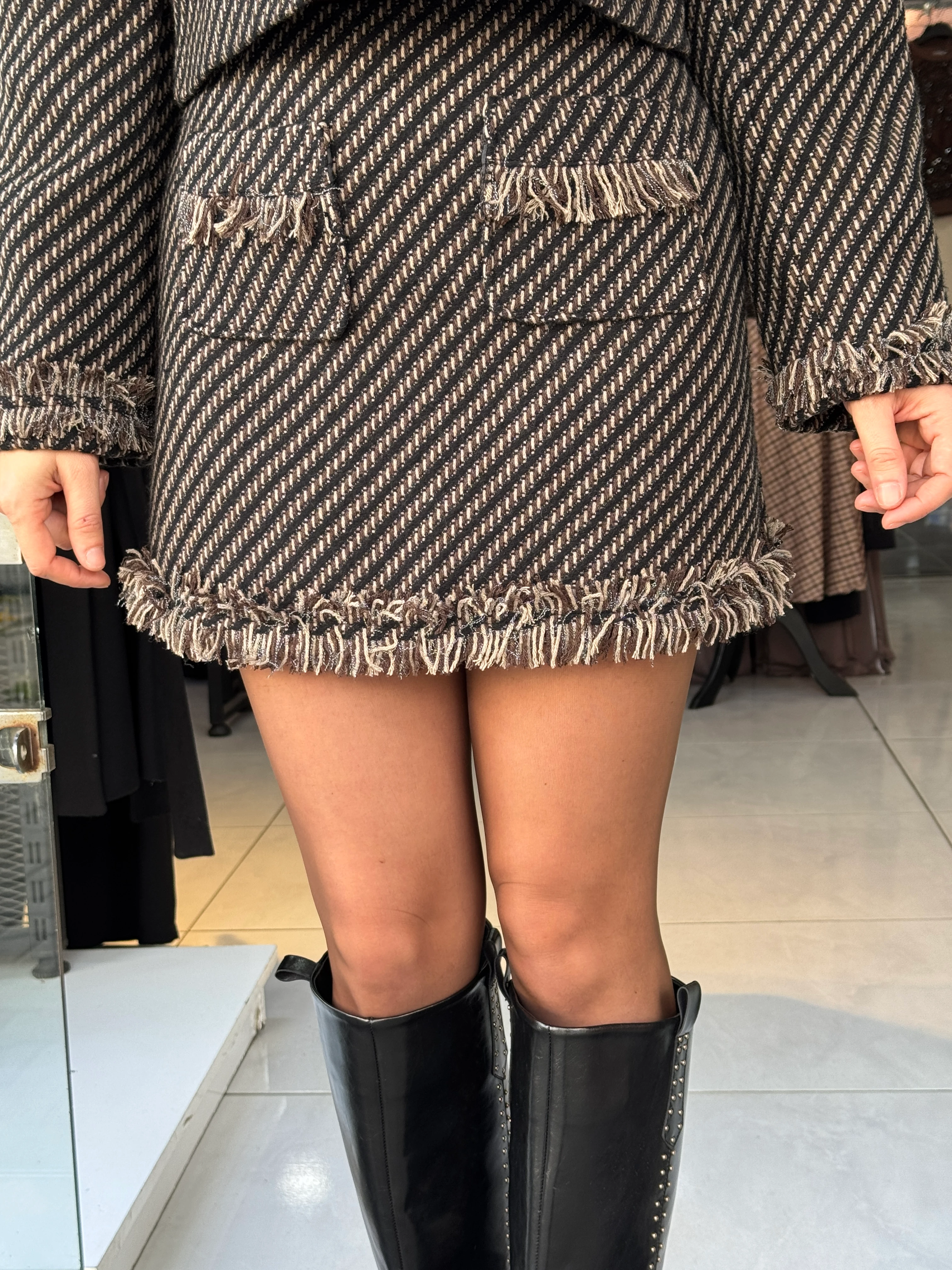 Tüvit Püskül Detaylı Etek