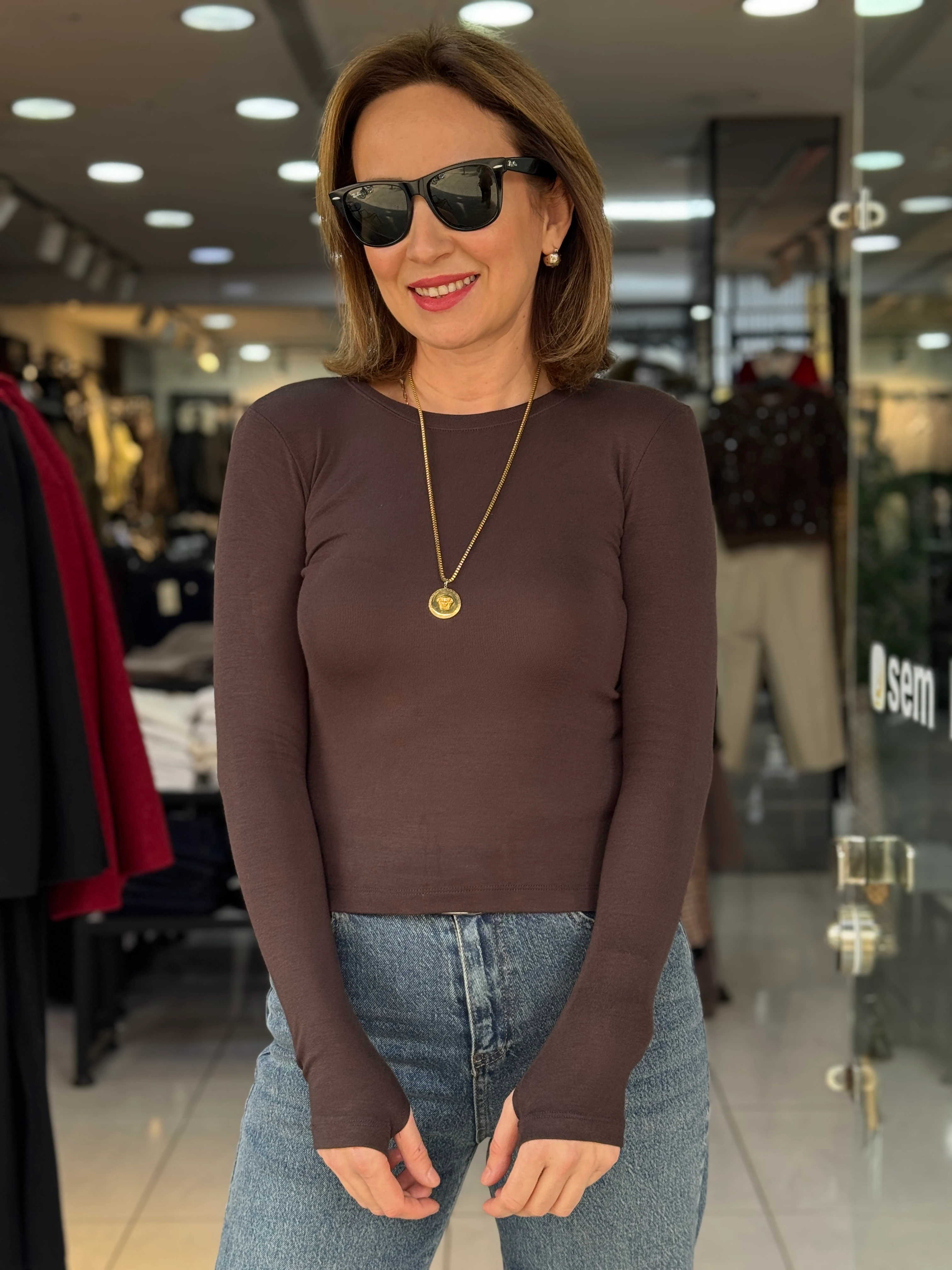 Yuvarlak Yaka Parmak Geçmeli Body - Kahve