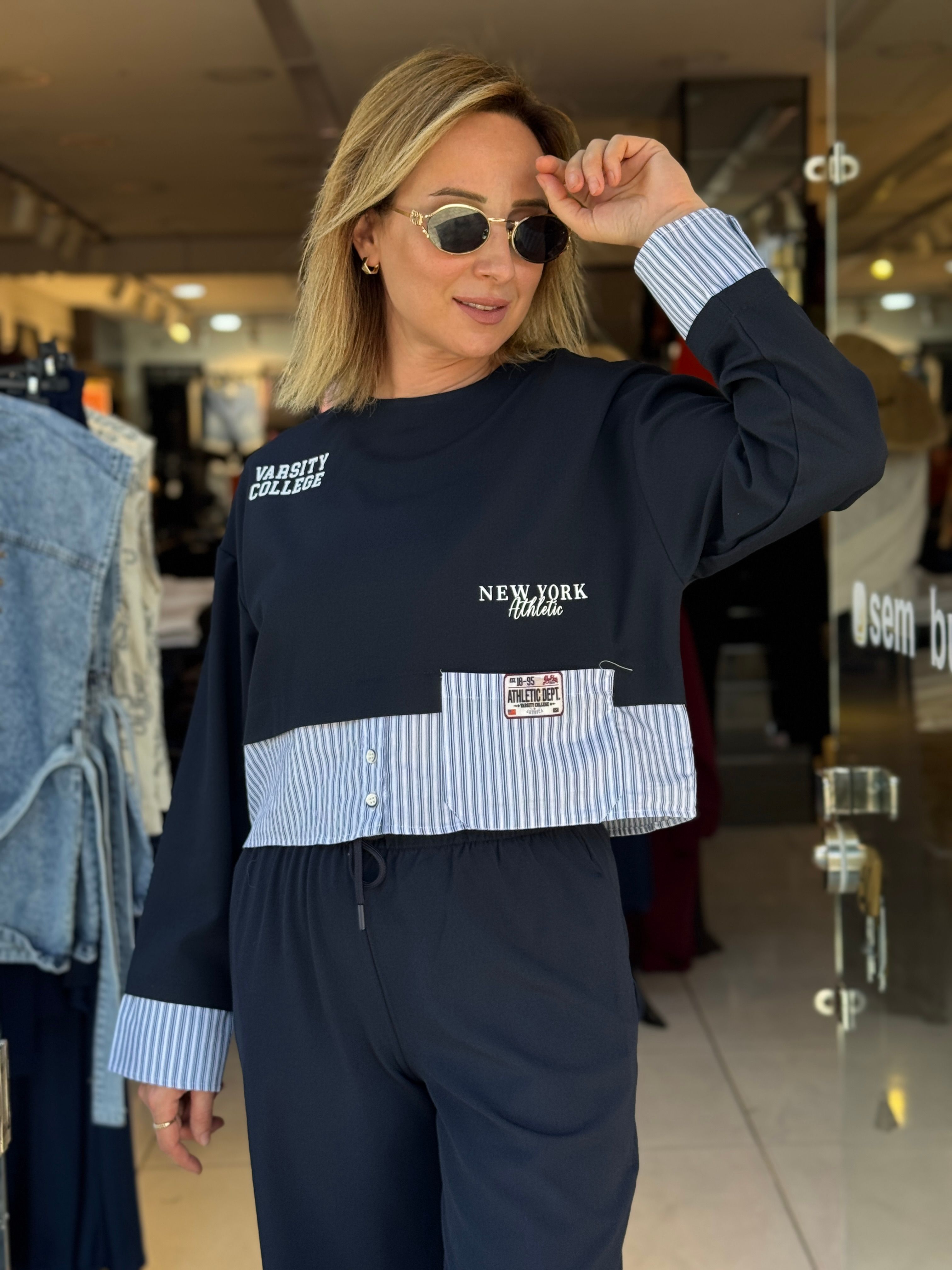 Garnili Nakışlı Lacivert Sweat