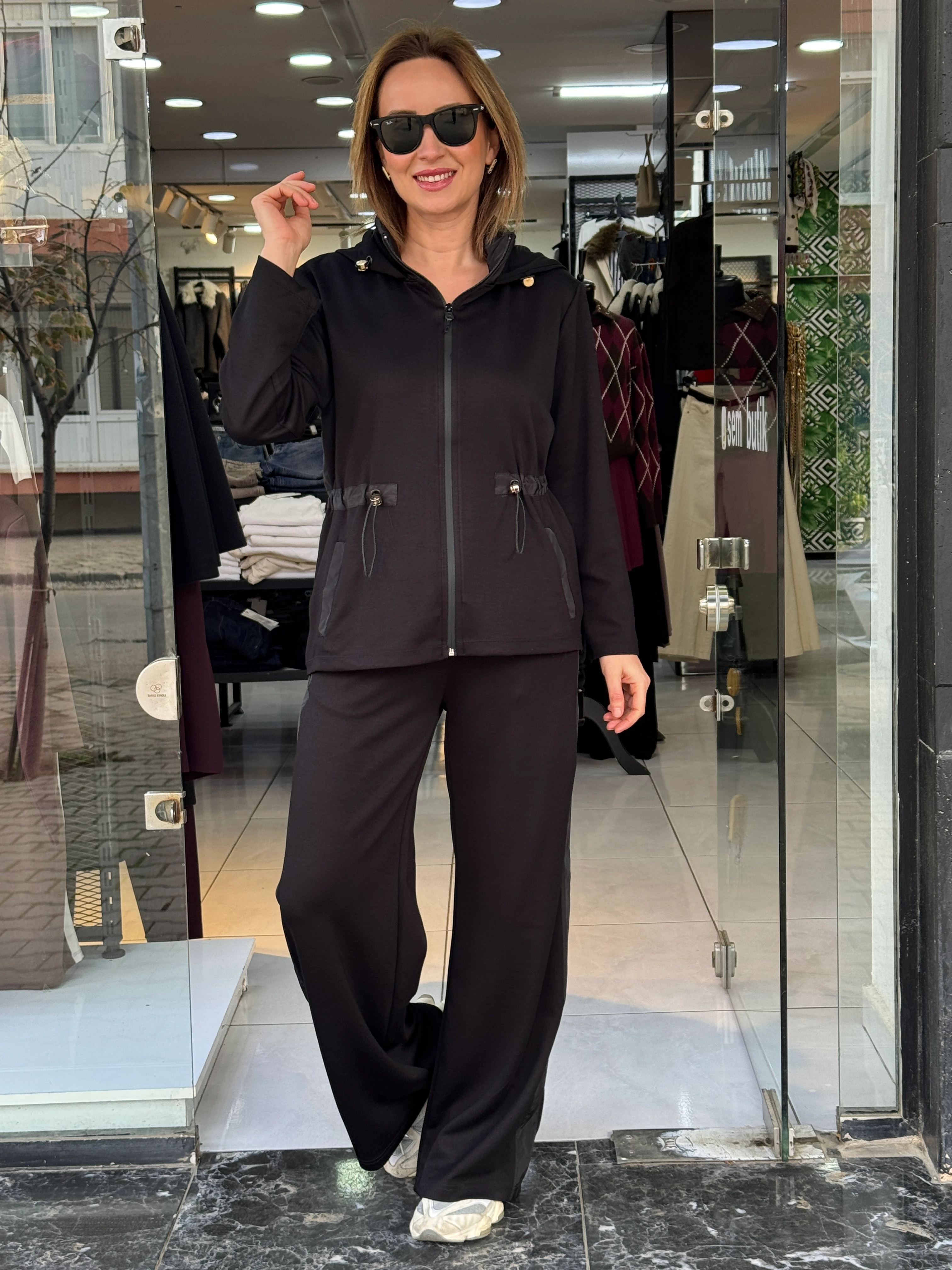 Paraşüt Detay Premium Takım - Siyah