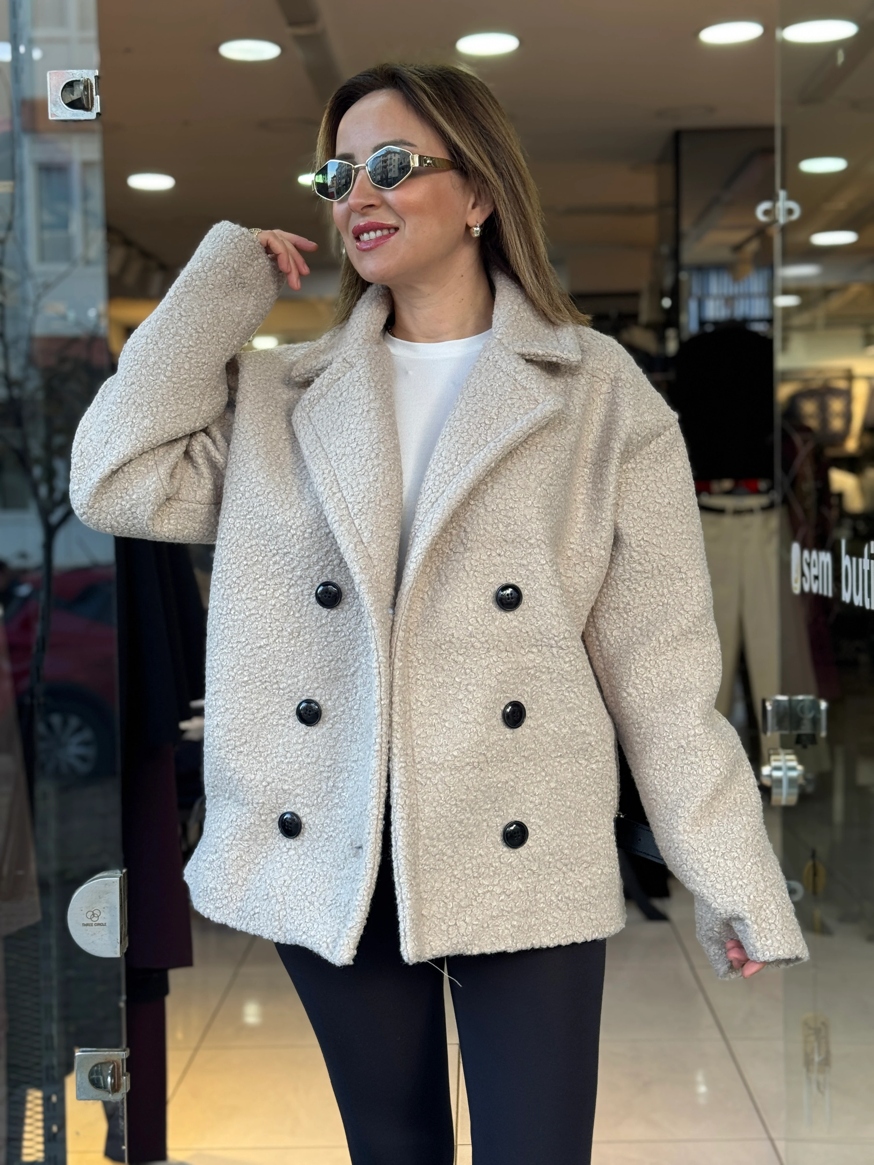 Yan Kemer Detay Buklet Kaban - Bej