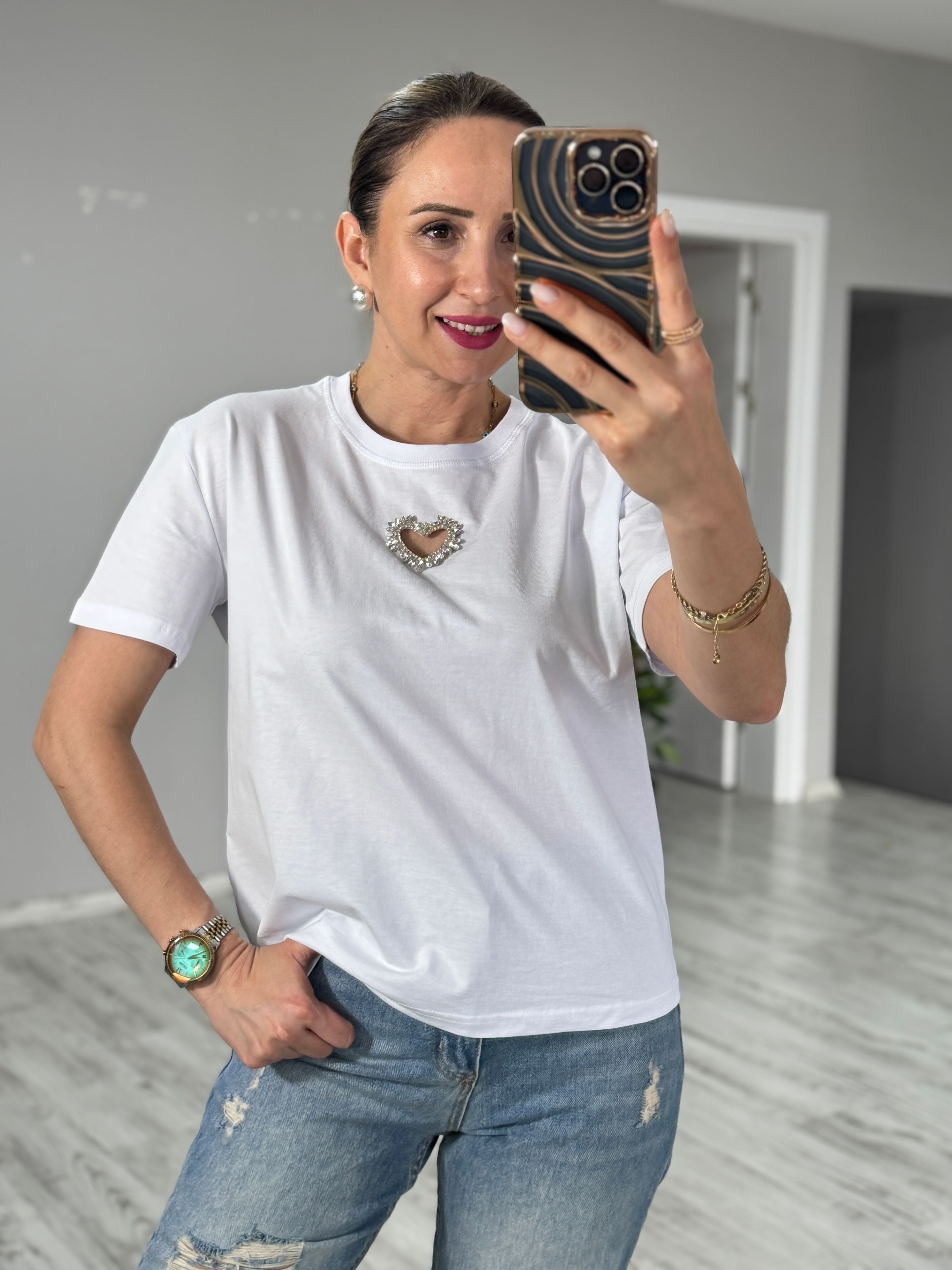 Ön Kalp Detaylı Tshirt
