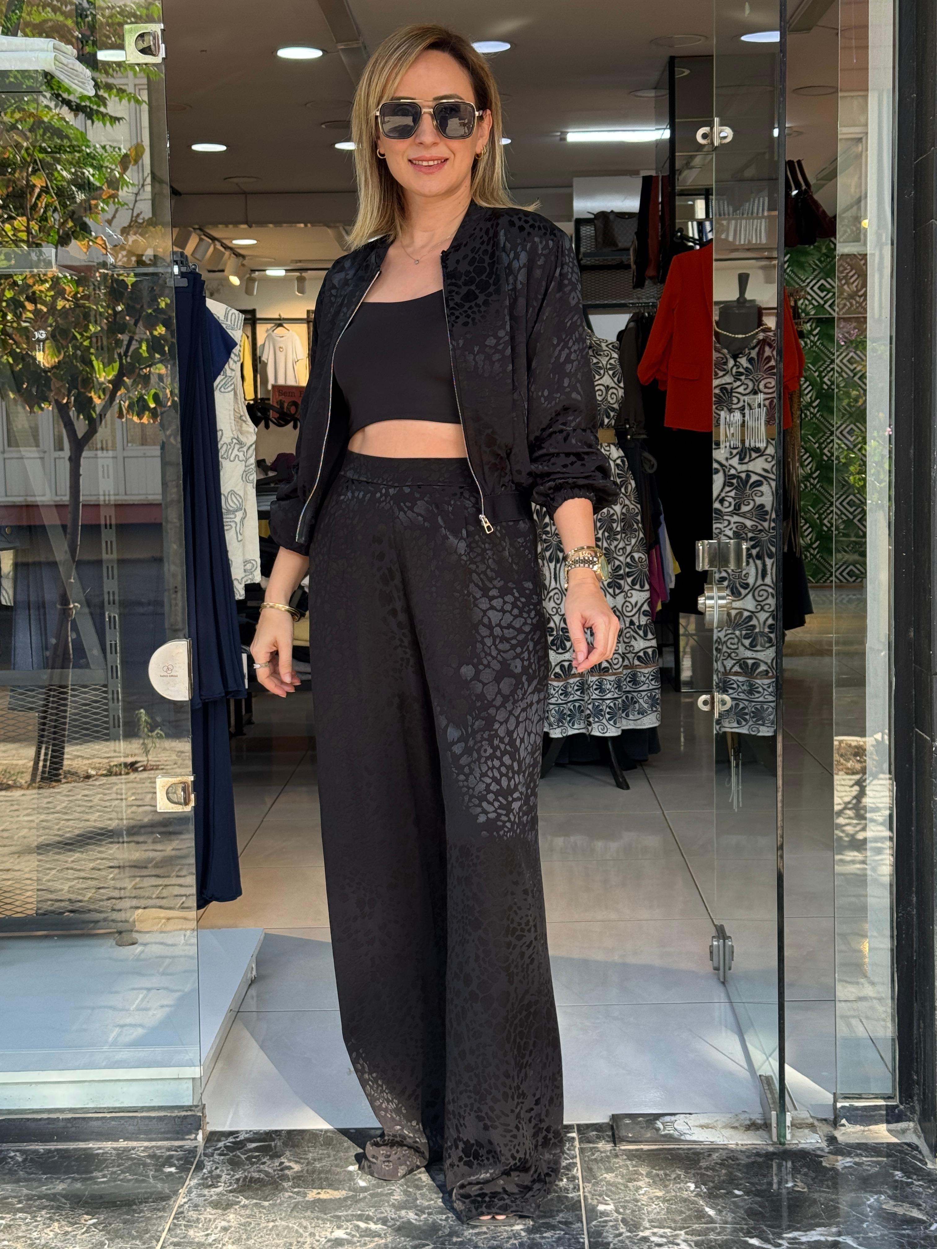 Siyah Leoparlı Saten Ceket
