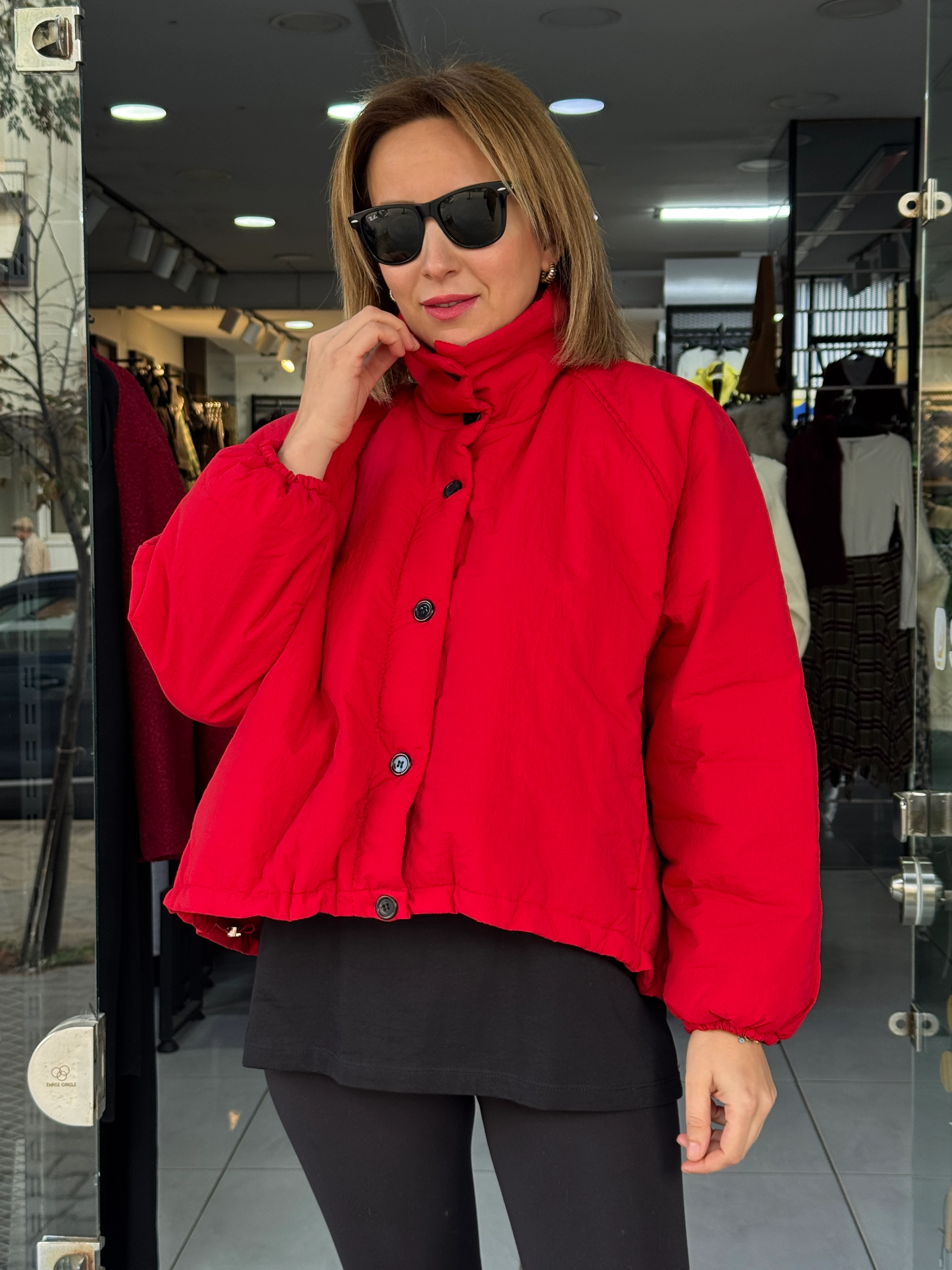 Kırmızı Oversize Şişme Mont