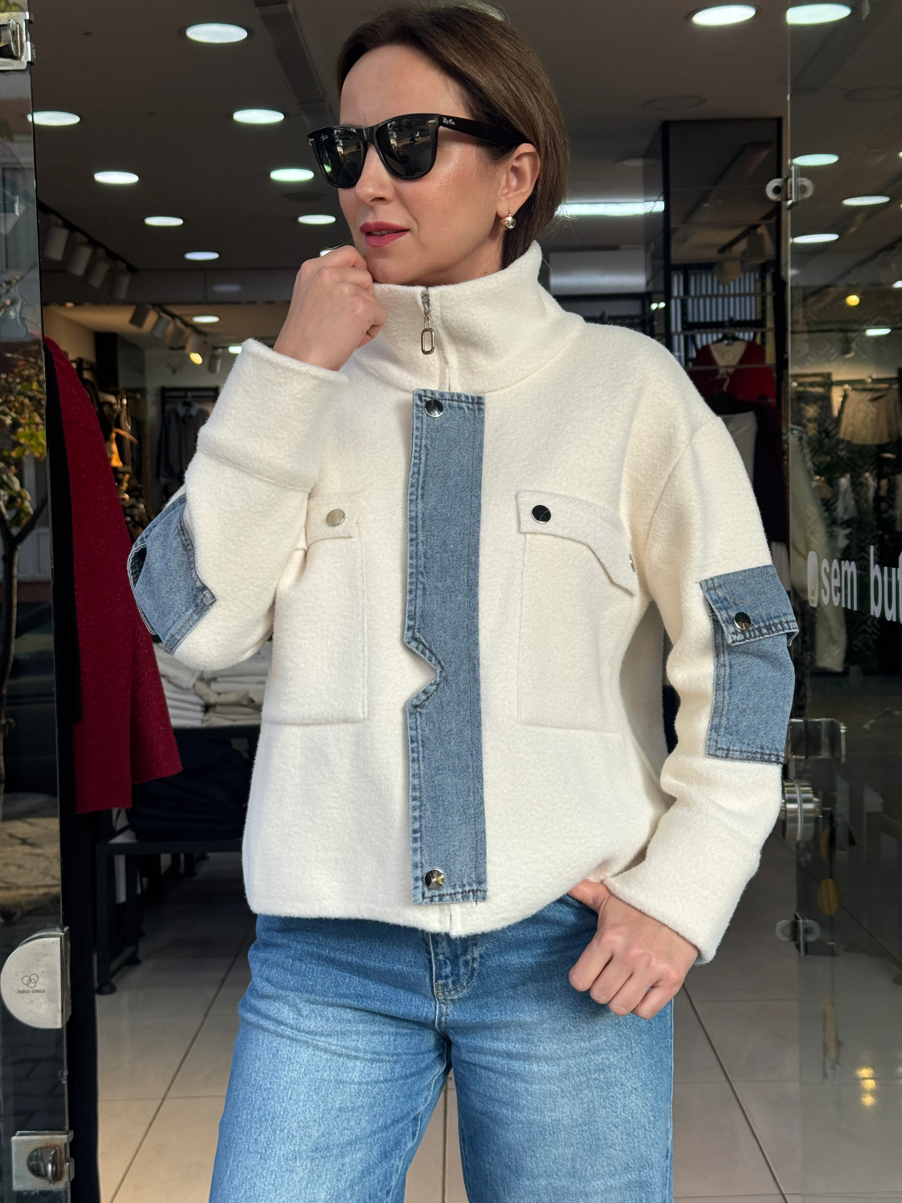 Denim Detaylı Ekru Angora Ceket