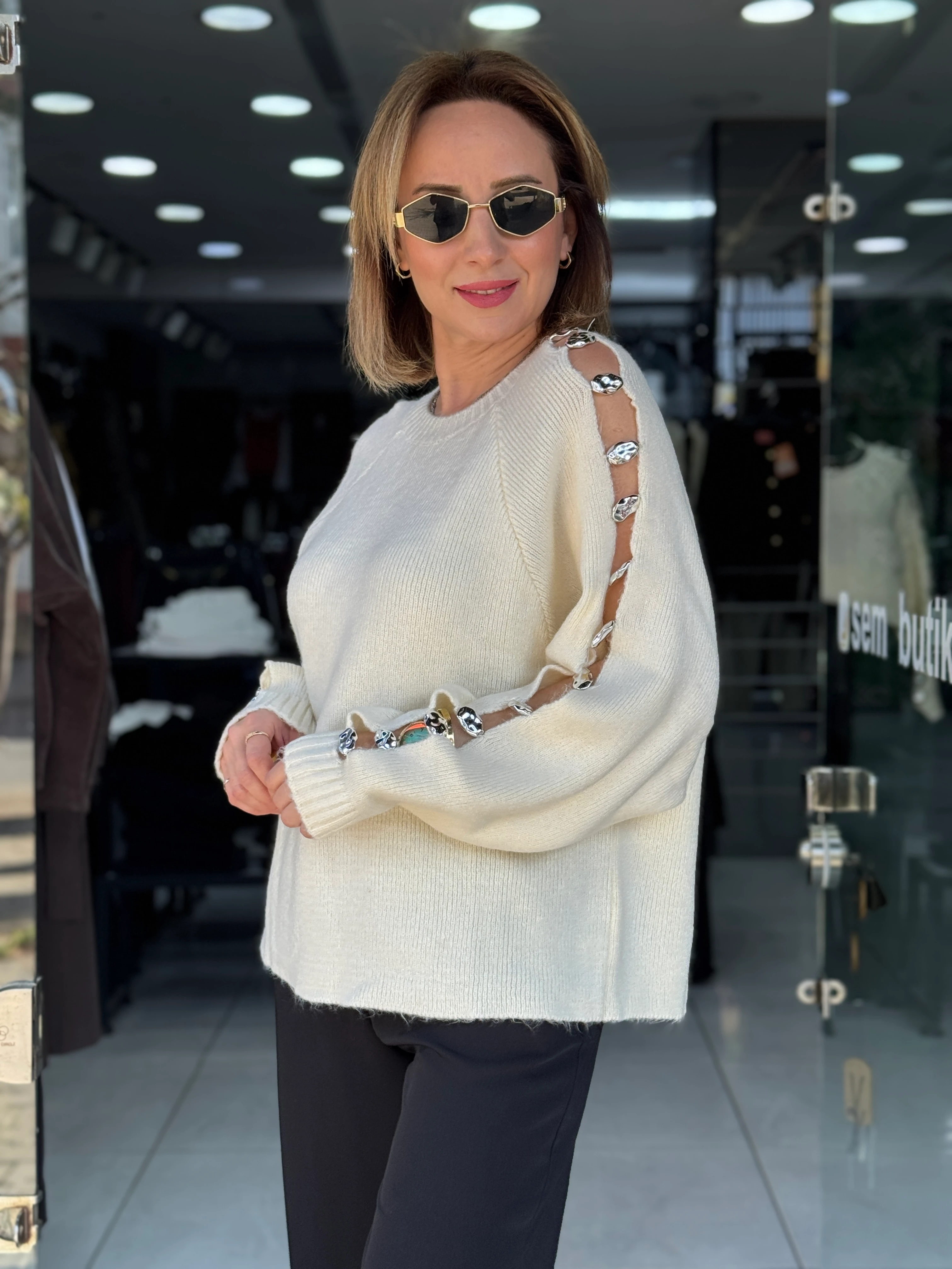 Tasarım Kazak - Ekru