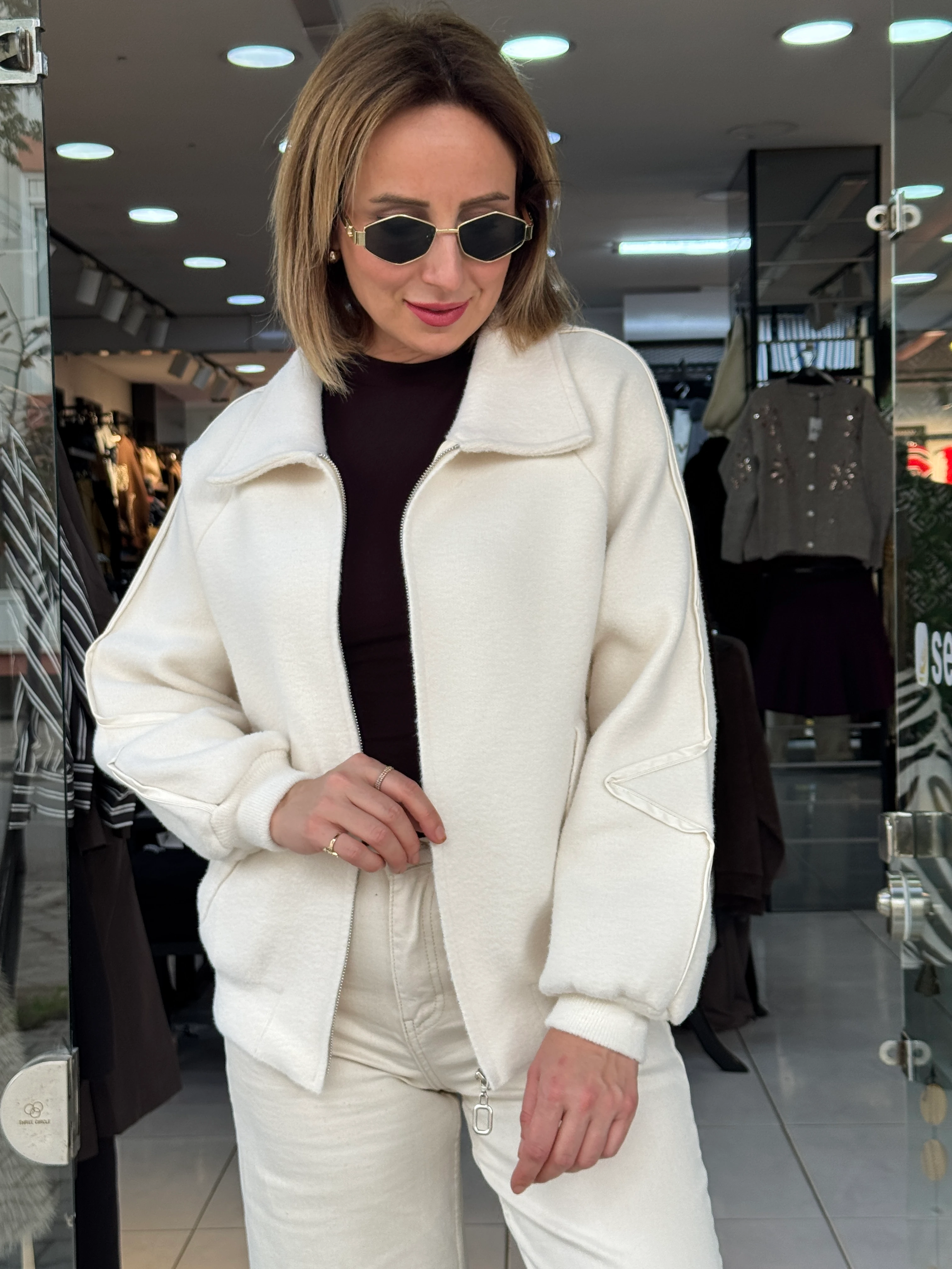 Angora Deri Detaylı Yumoş Ceket