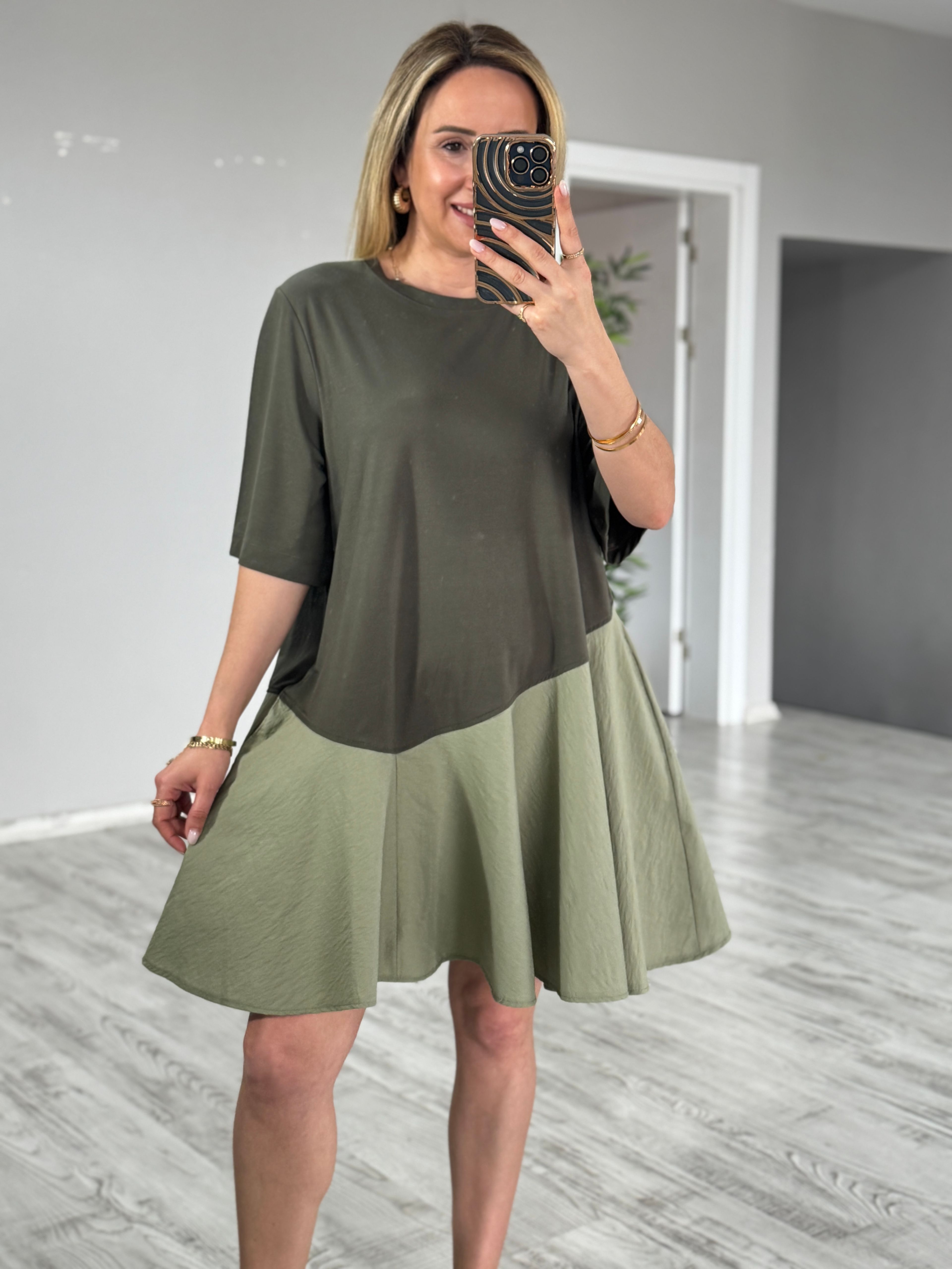 Poplin Detaylı Elbise