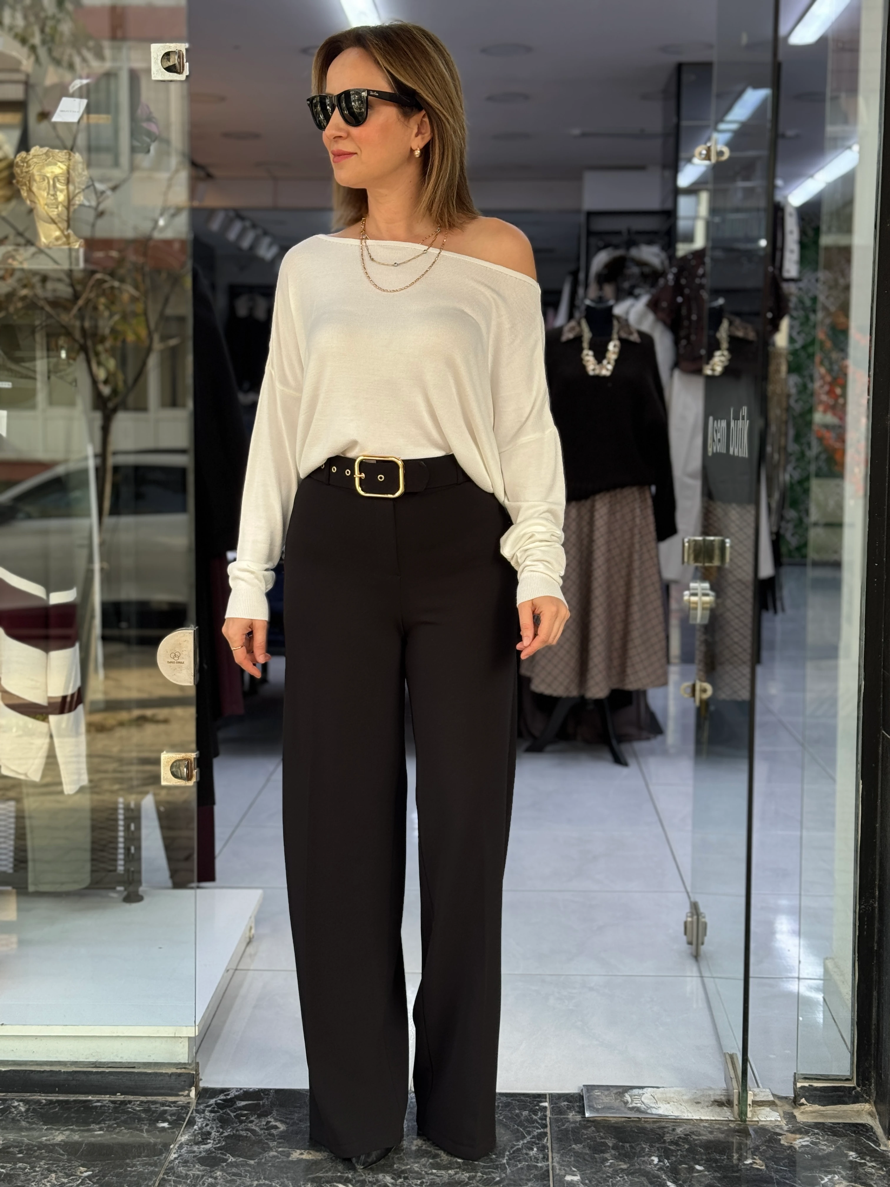 Kemerli Yüksek Bel Kumaş Pantolon